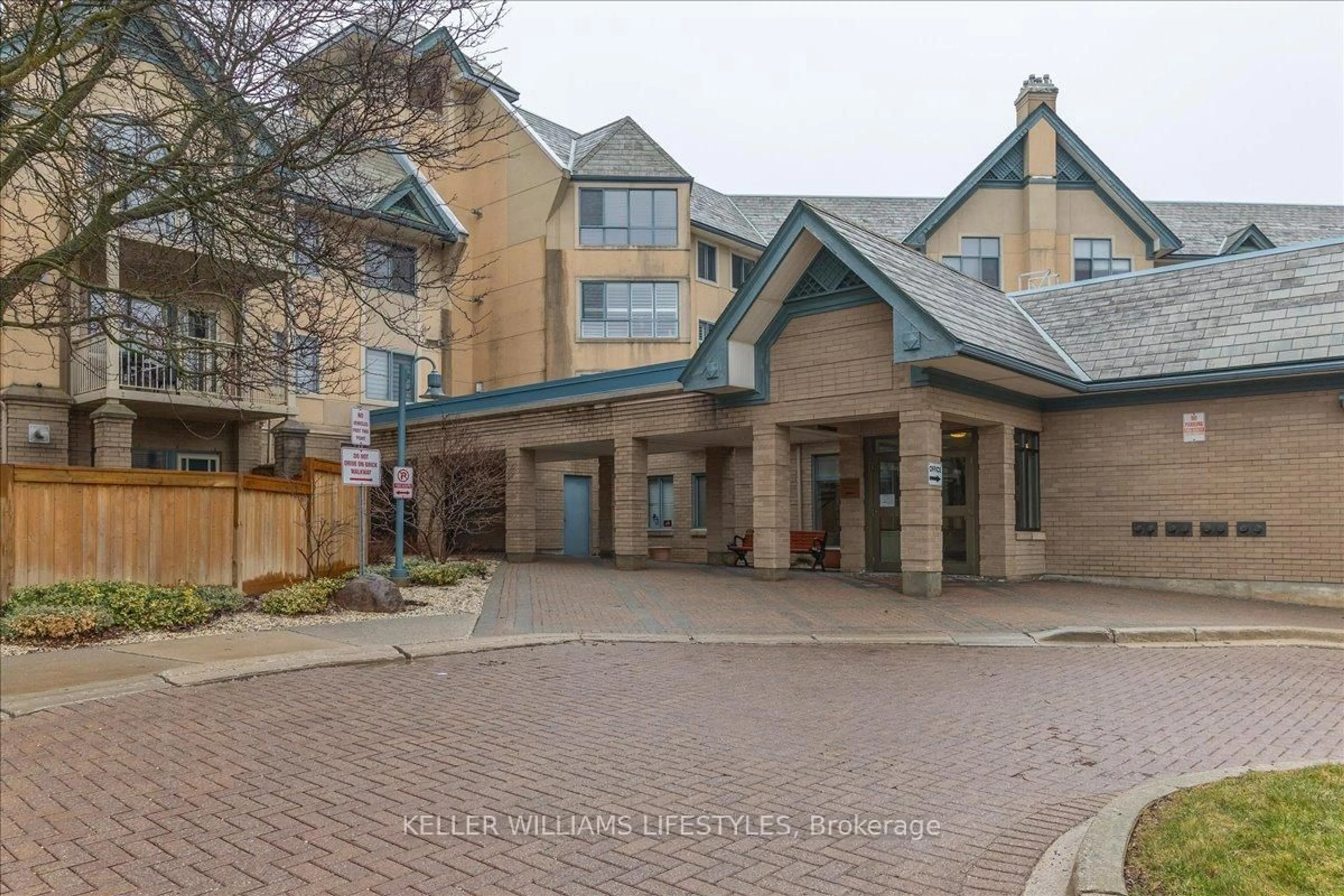 Unknown for 511 Gainsborough Rd #410, London North Ontario N6G 4Z5