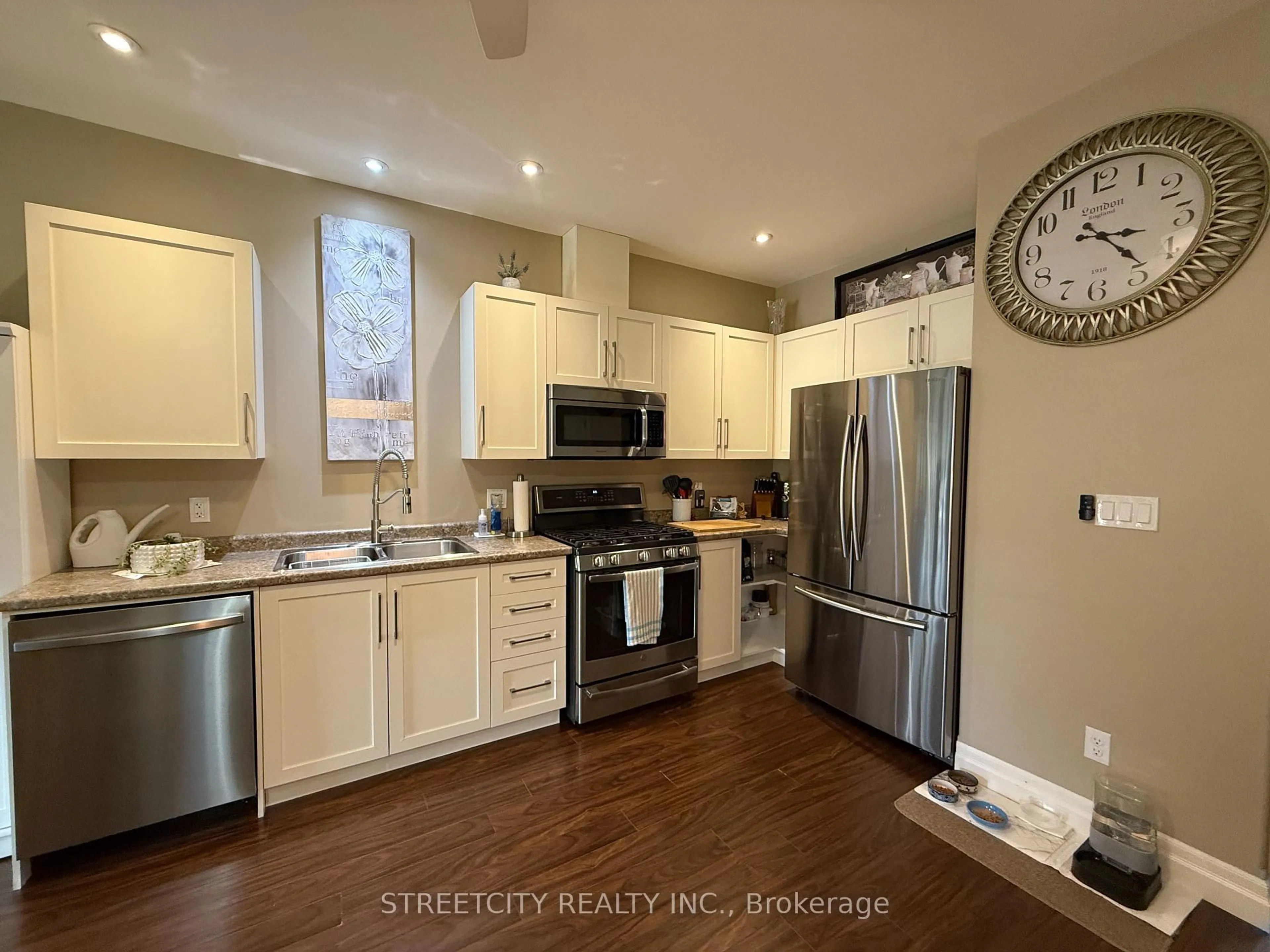 Open concept kitchen, unknown for 16 Leisure Lane, Chatham-Kent Ontario N0P 1M0
