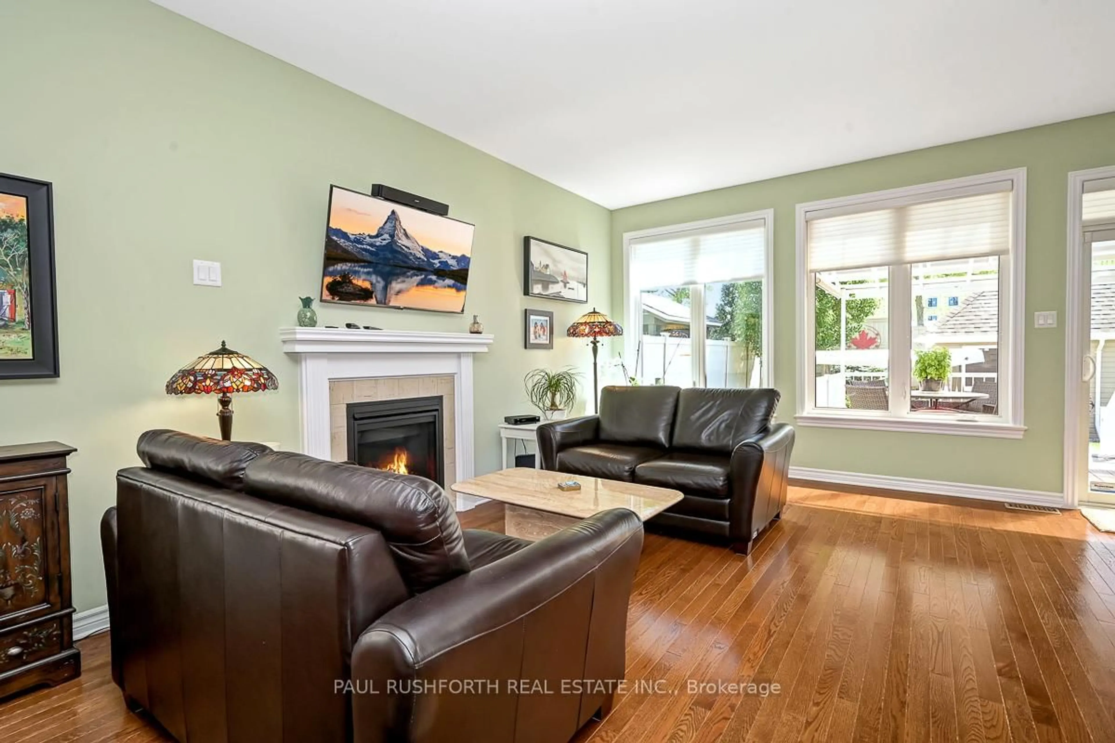Living room with furniture, unknown for 310 Mishawashkode St, Ottawa Ontario K4A 0Y8