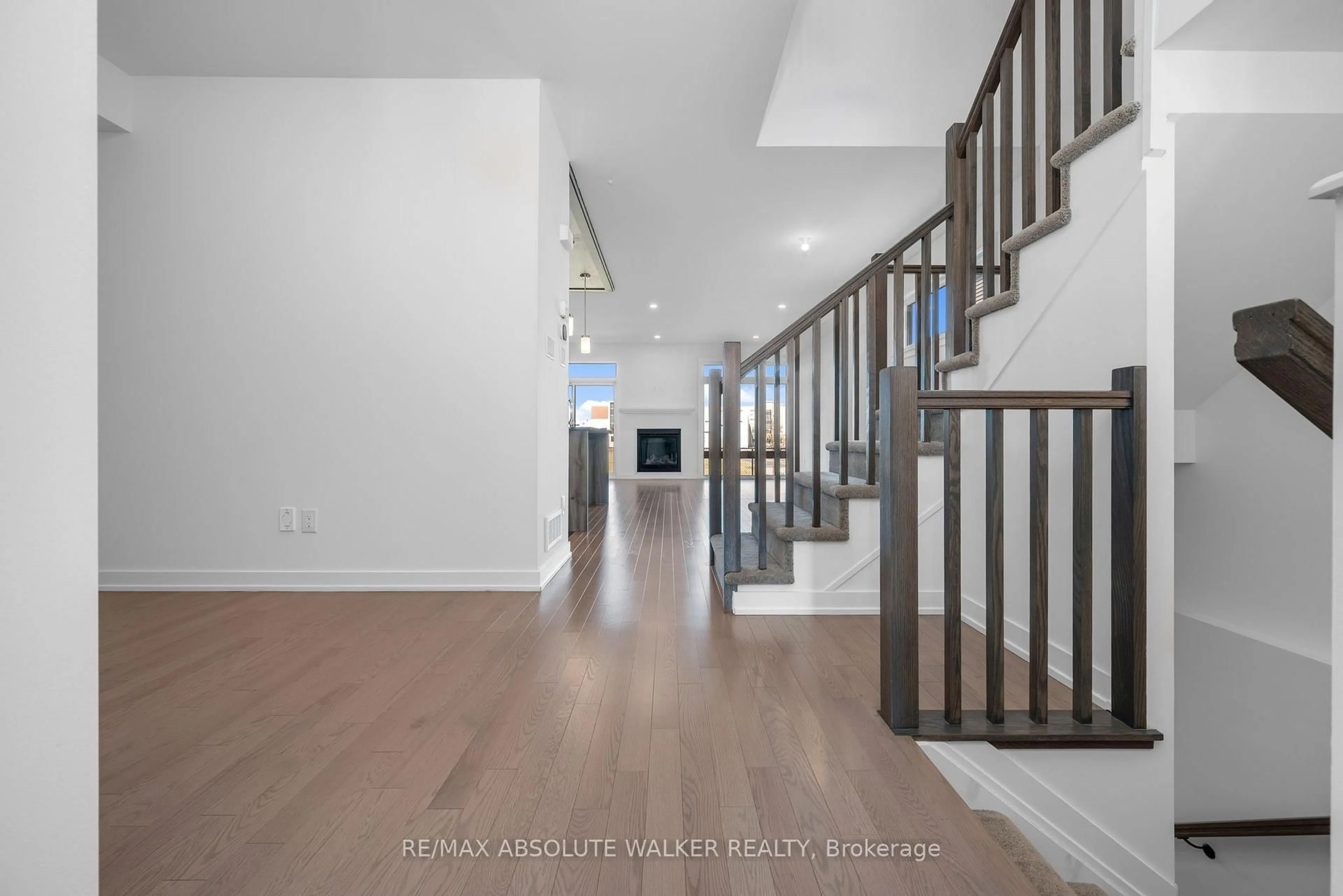 Unknown for 235 Finsbury Ave, Ottawa Ontario K2S 2Y2