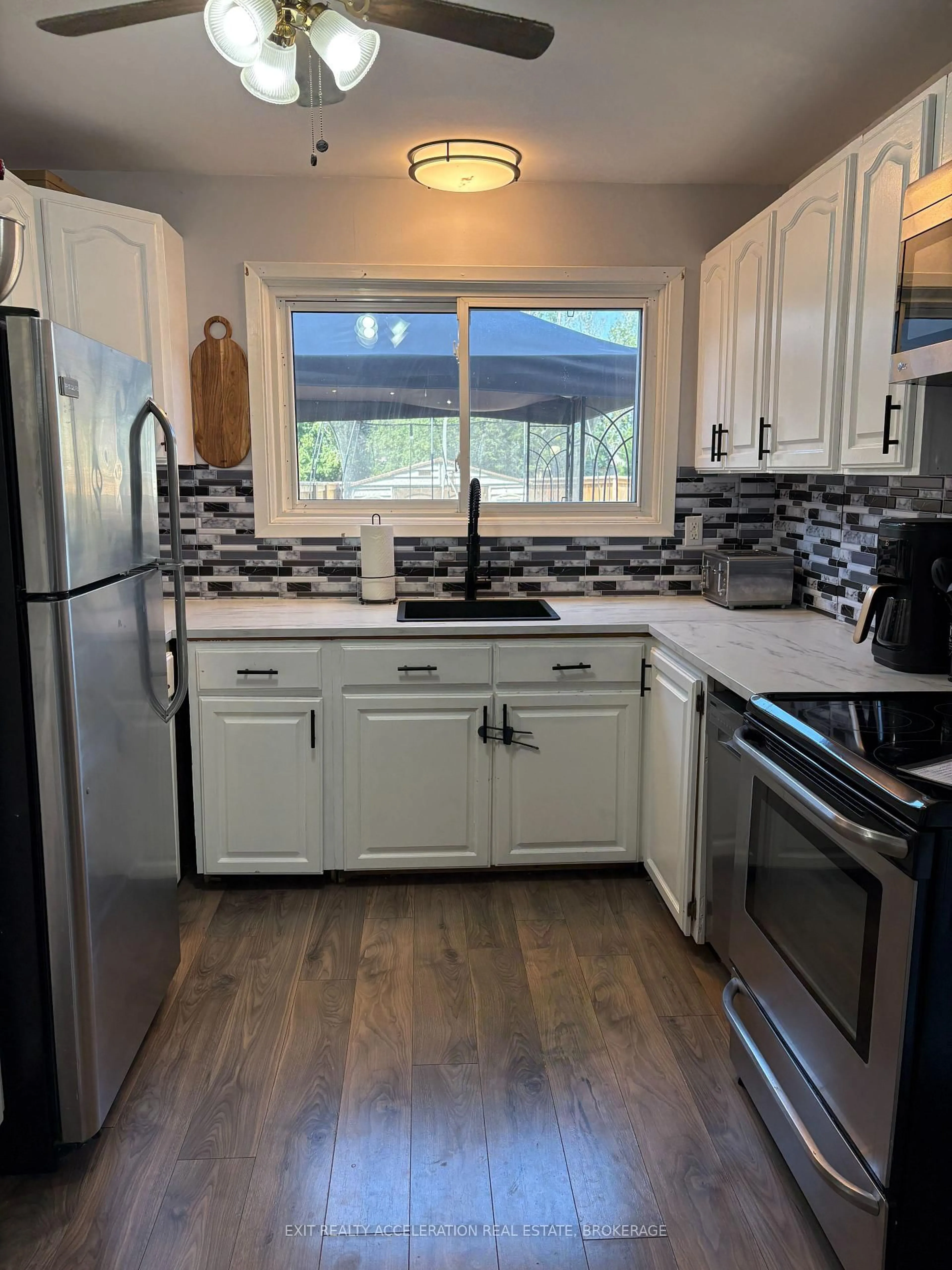 Standard kitchen, unknown for 38 Winchester Dr, Greater Napanee Ontario K7R 3R2