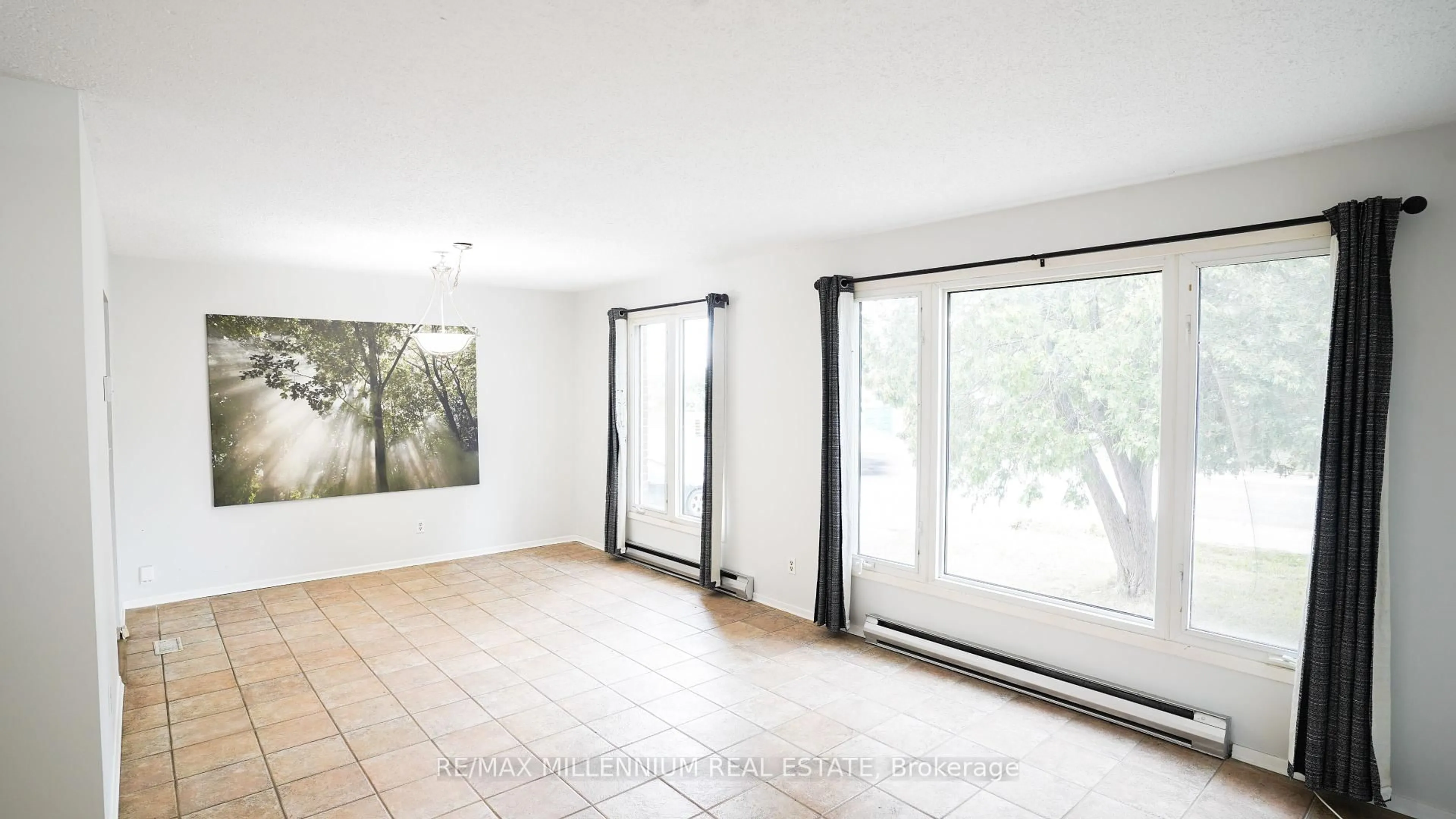 A pic of a room for 570 Wallace Rd, North Bay Ontario P1A 3Y3
