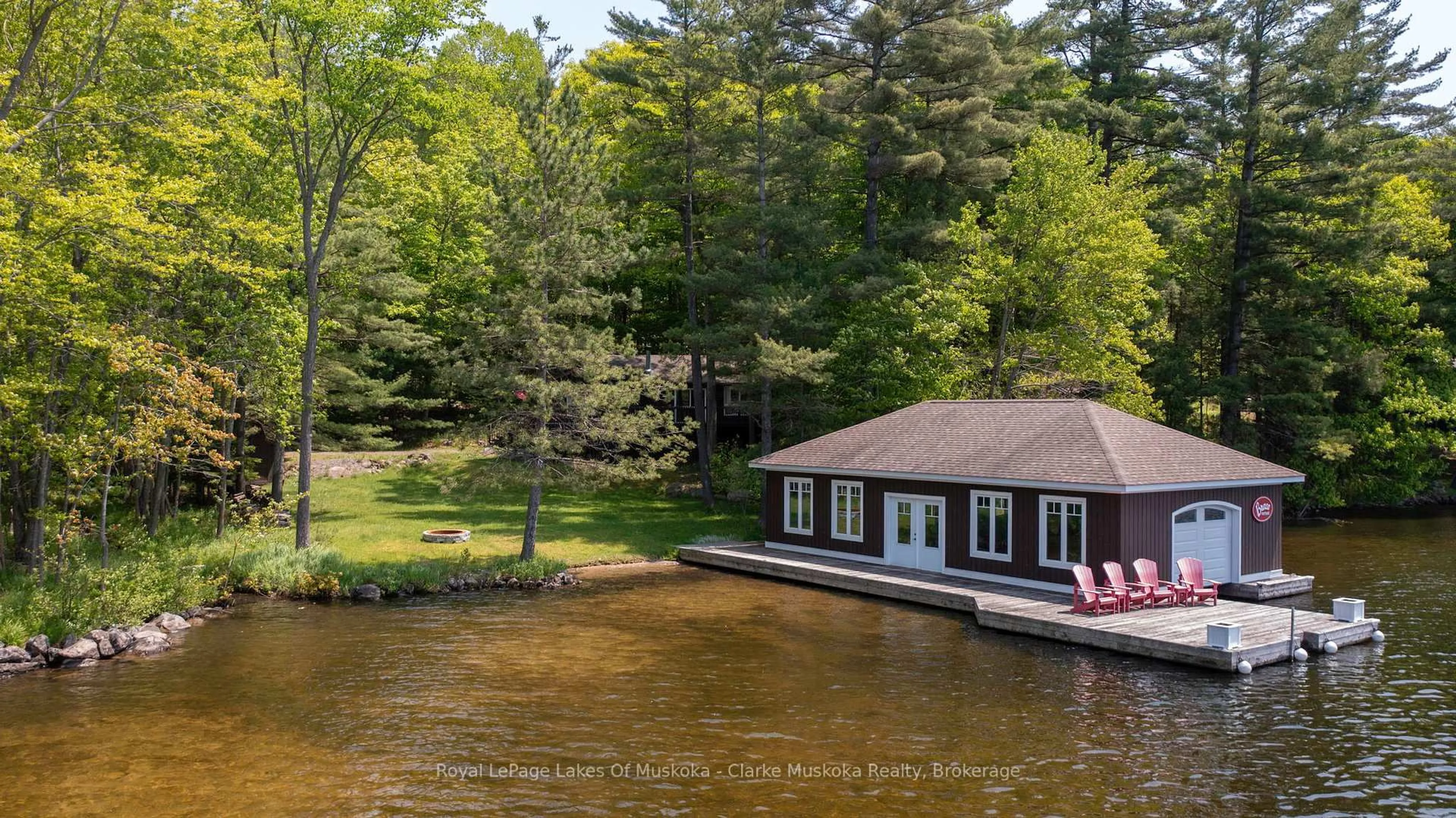 A pic from outside/outdoor area/front of a property/back of a property/a pic from drone, water/lake/river/ocean view for 1007 OMINECA Rd #6, Muskoka Lakes Ontario P0B 1J0