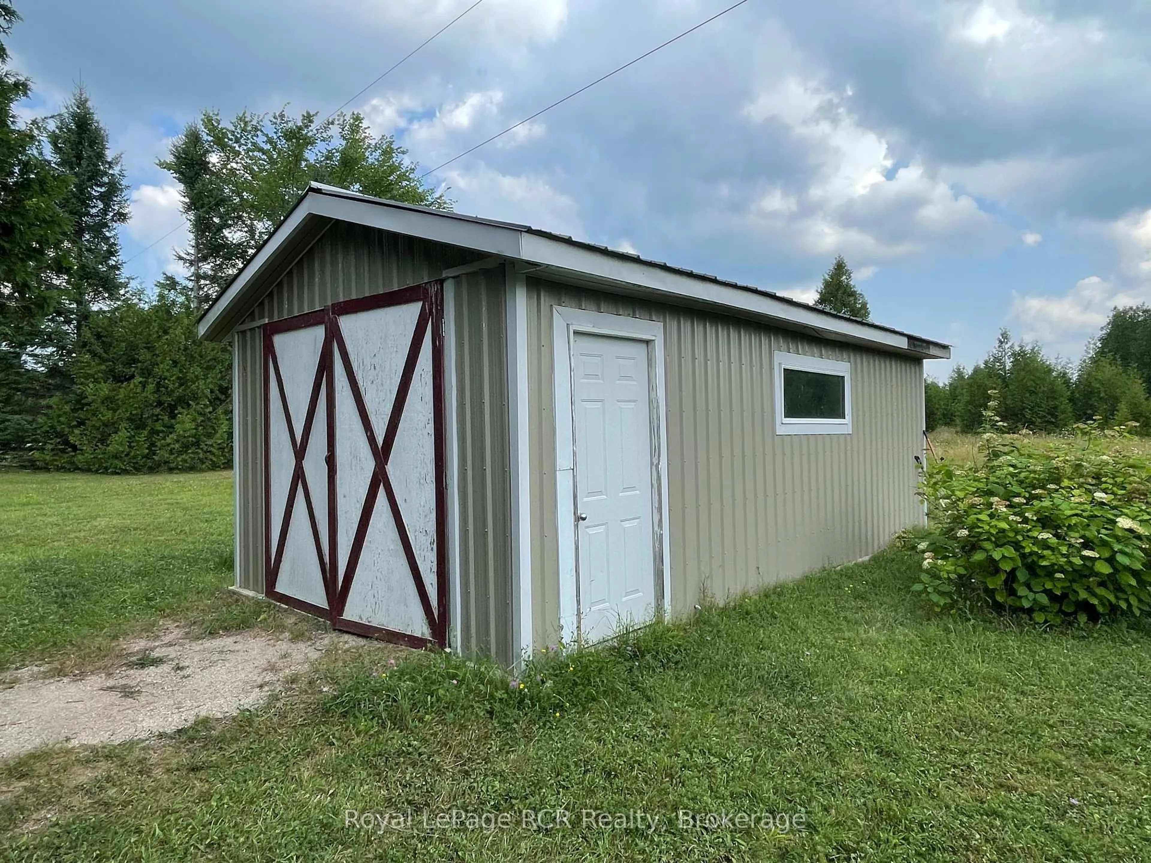 Shed for 354475 Osprey-Artemesia Townline, Grey Highlands Ontario N0C 1E0