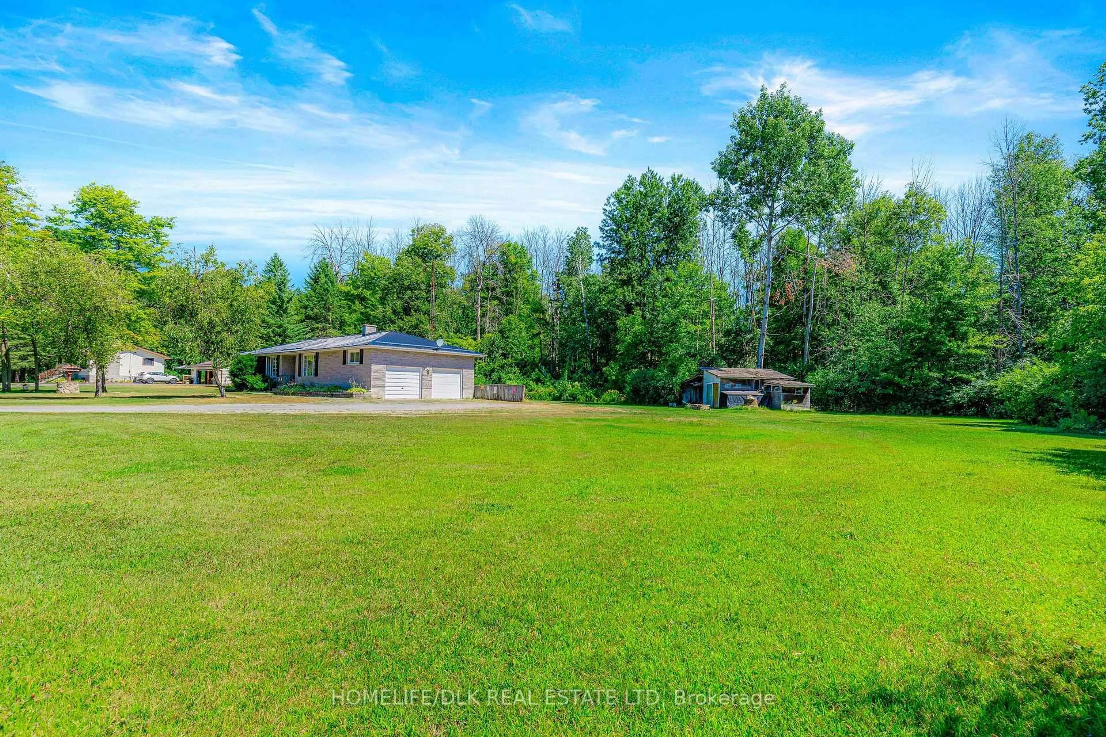 A pic from outside/outdoor area/front of a property/back of a property/a pic from drone, water/lake/river/ocean view for 2149 2nd Concession Rd, Augusta Ontario K6V 5T1