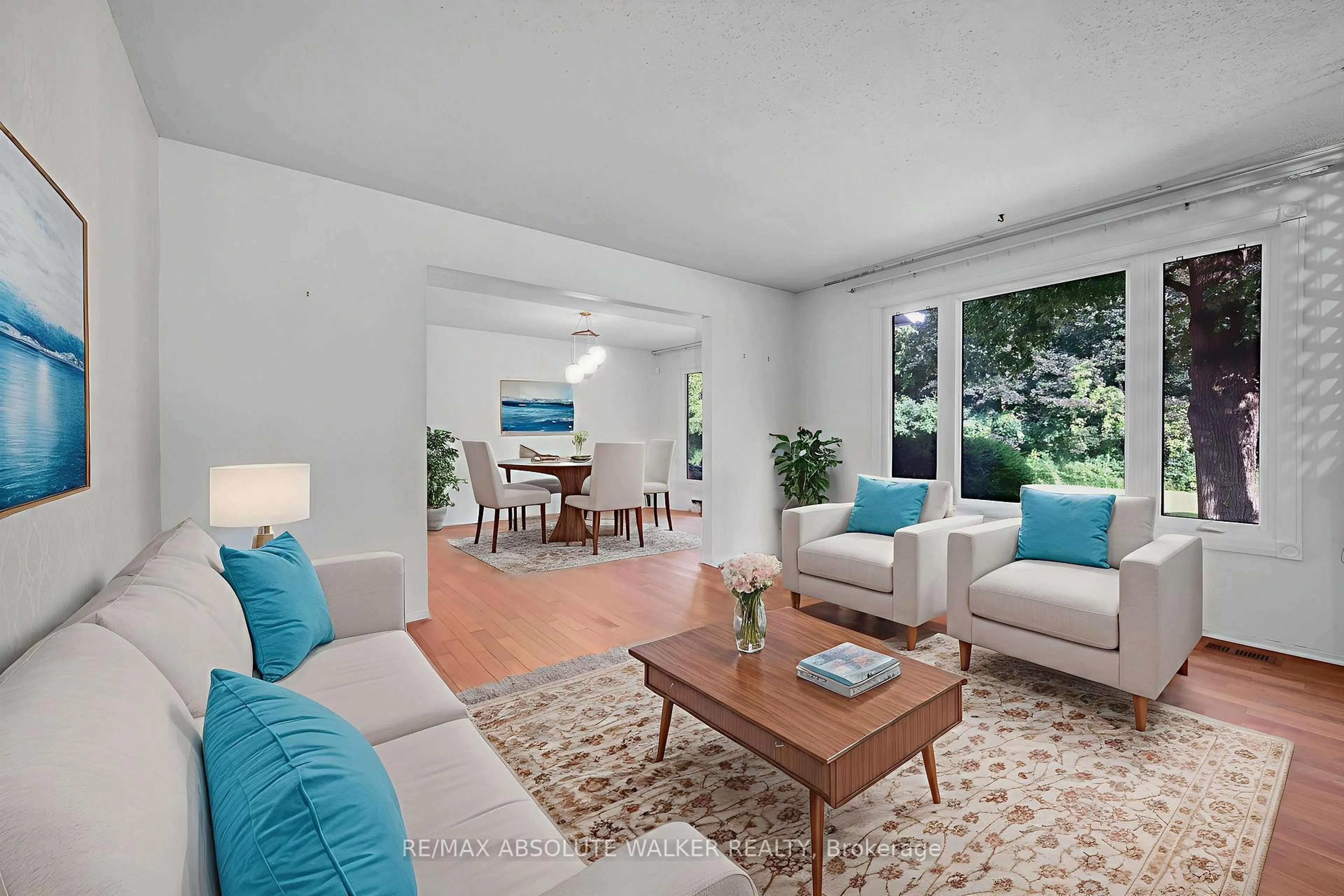 Living room with furniture, unknown for 1439 Metz Cres, Ottawa Ontario K1K 3Z9