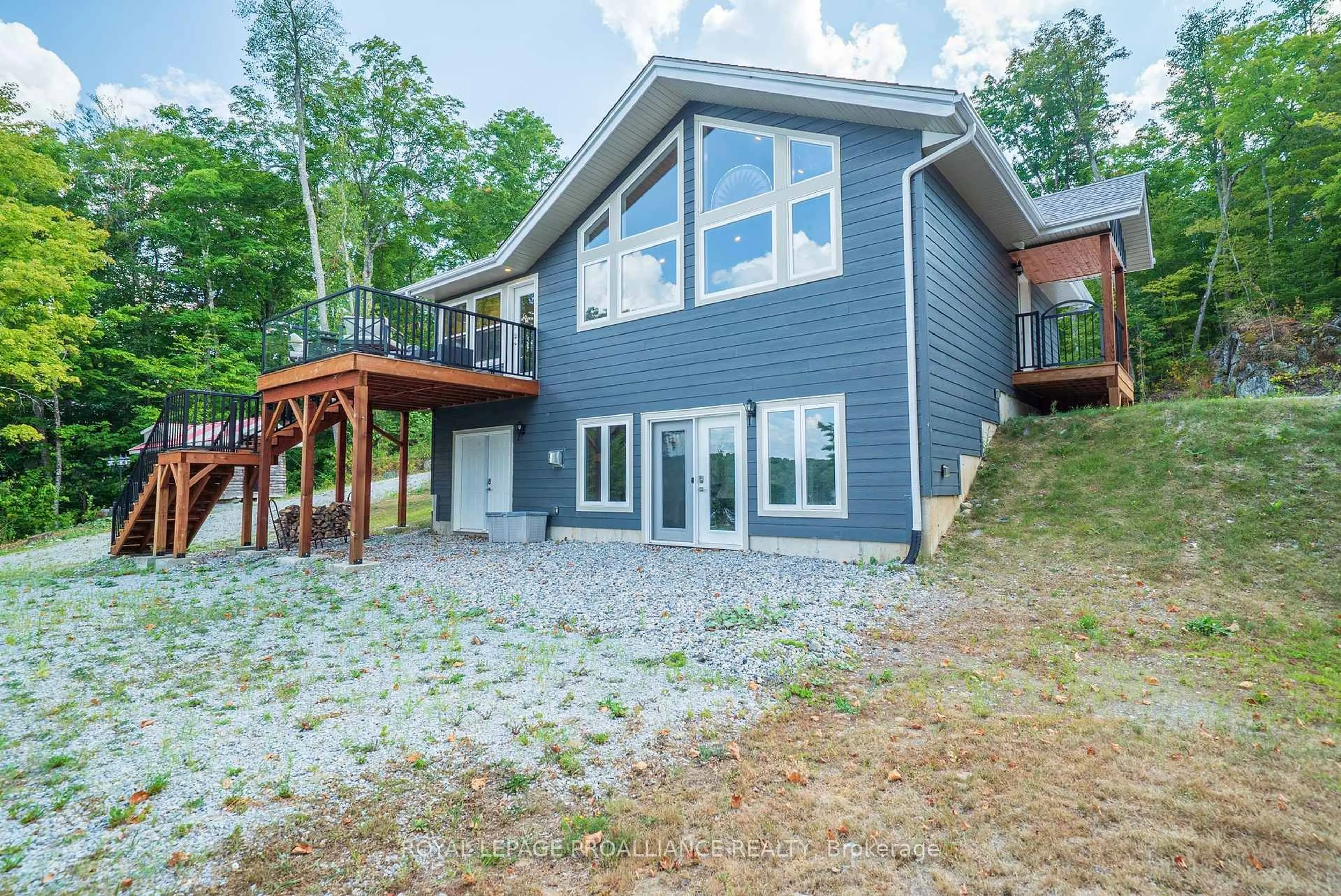 Home with vinyl exterior material, unknown for 1053C Granite Terrace Lane, Ompah Ontario K0H 2J0
