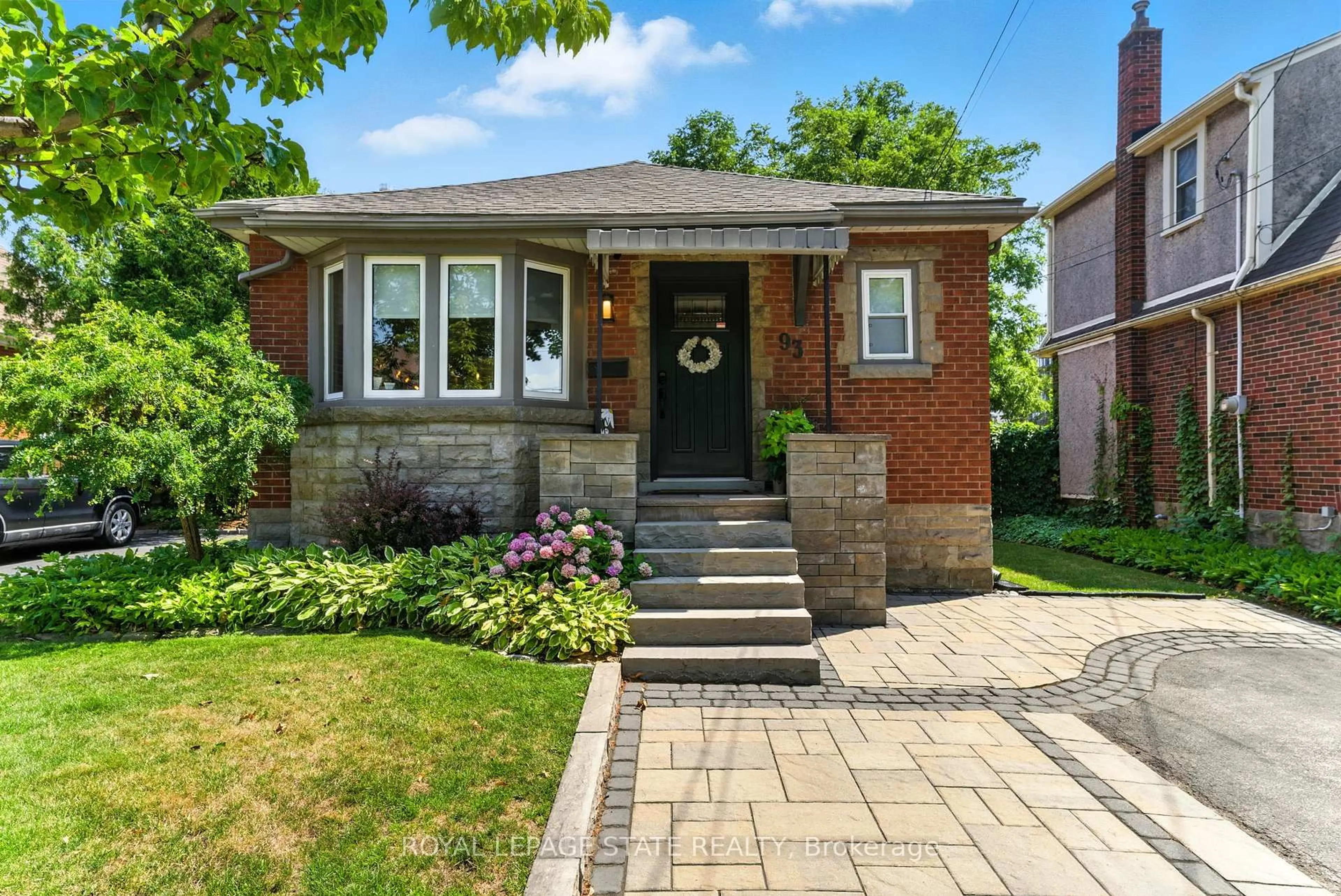 Home with brick exterior material, street for 93 Highcliffe Ave, Hamilton Ontario L9A 3L3