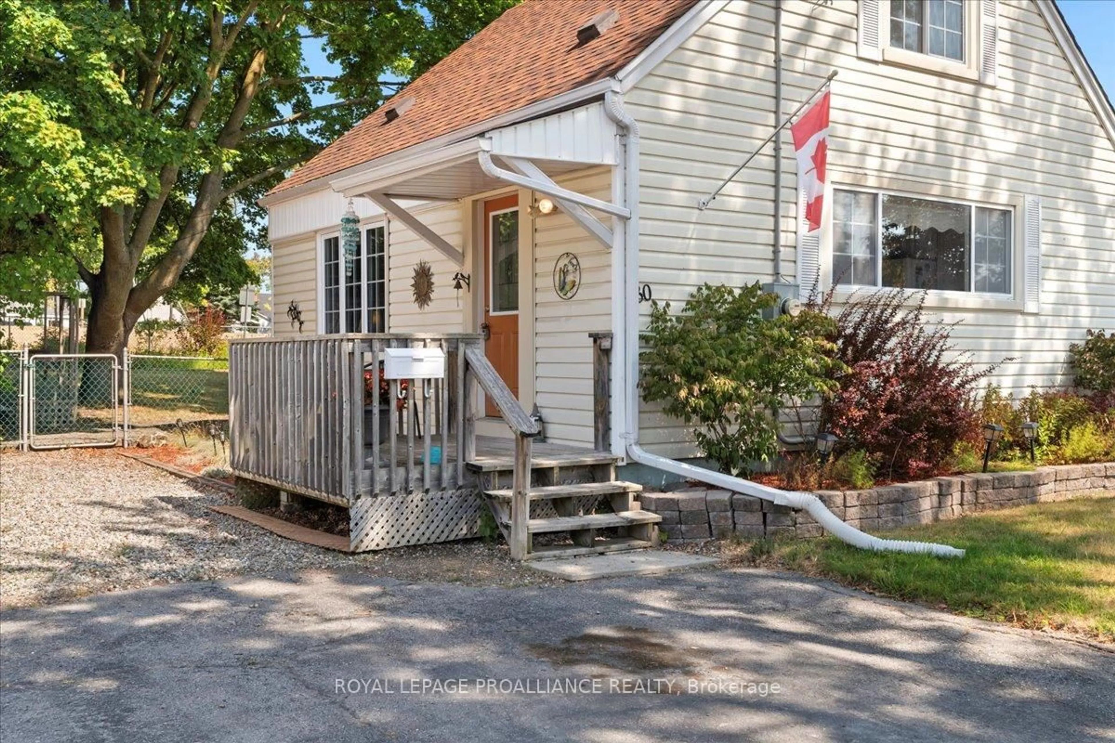Patio, street for 30 Mikel Ave, Belleville Ontario K8N 2J2