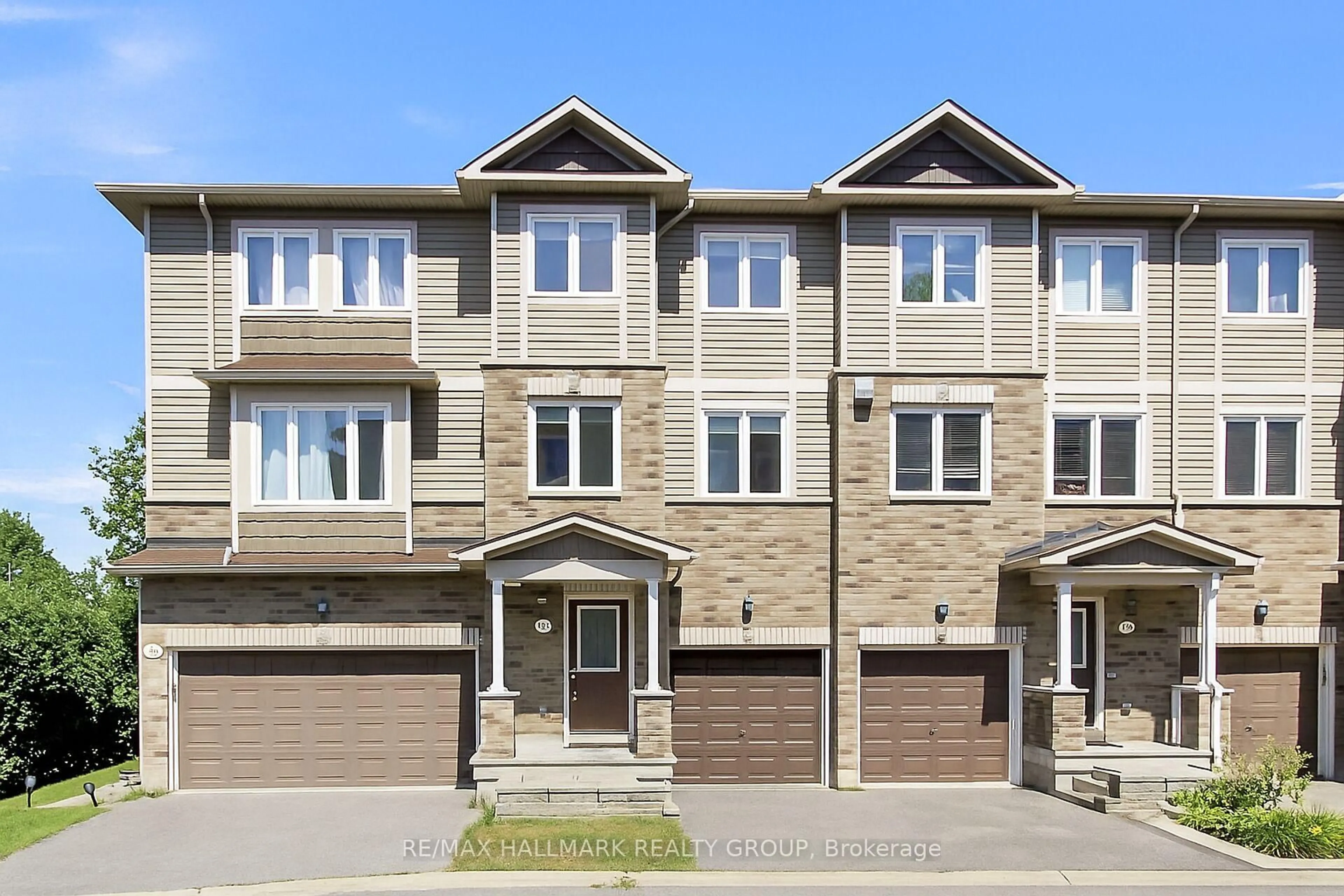 Home with brick exterior material, street for 303 Mosaic Private, Ottawa Ontario K2K 0H1