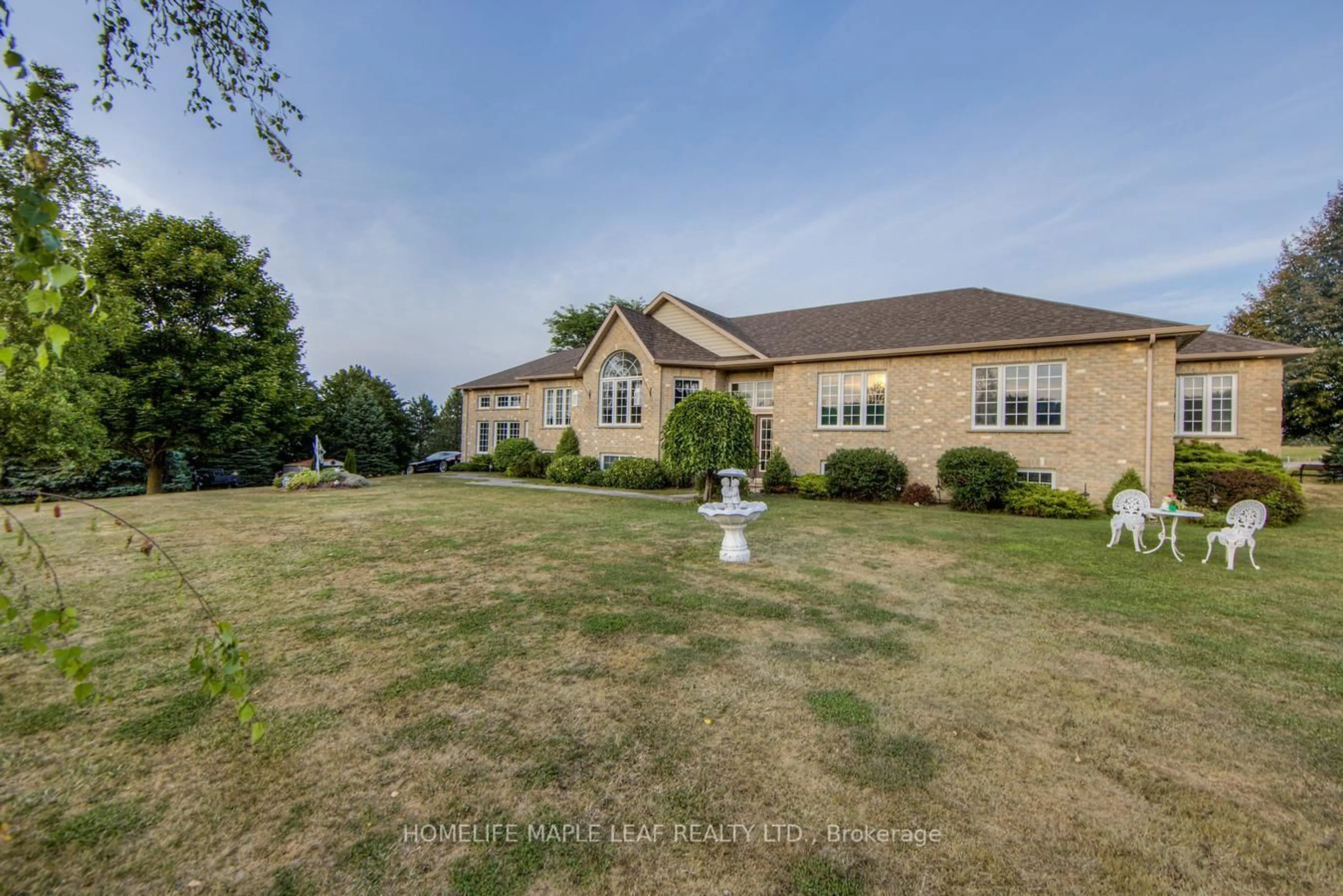 A pic from outside/outdoor area/front of a property/back of a property/a pic from drone, unknown for 32 Mountainview Rd, Mulmur Ontario L9V 3H5