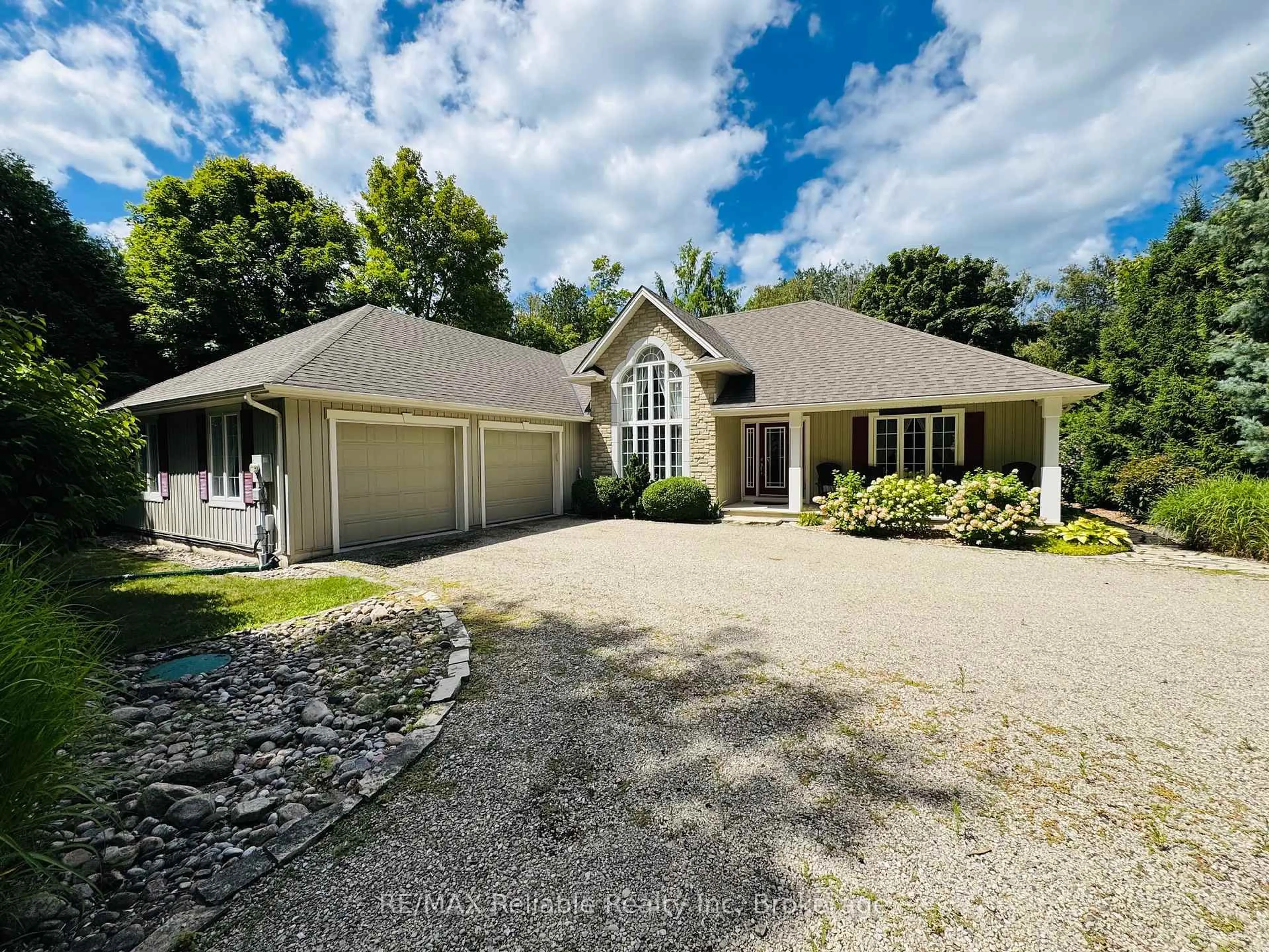 A pic from outside/outdoor area/front of a property/back of a property/a pic from drone, unknown for 77347 Forest Ridge Rd, Bluewater Ontario N0M 1G0