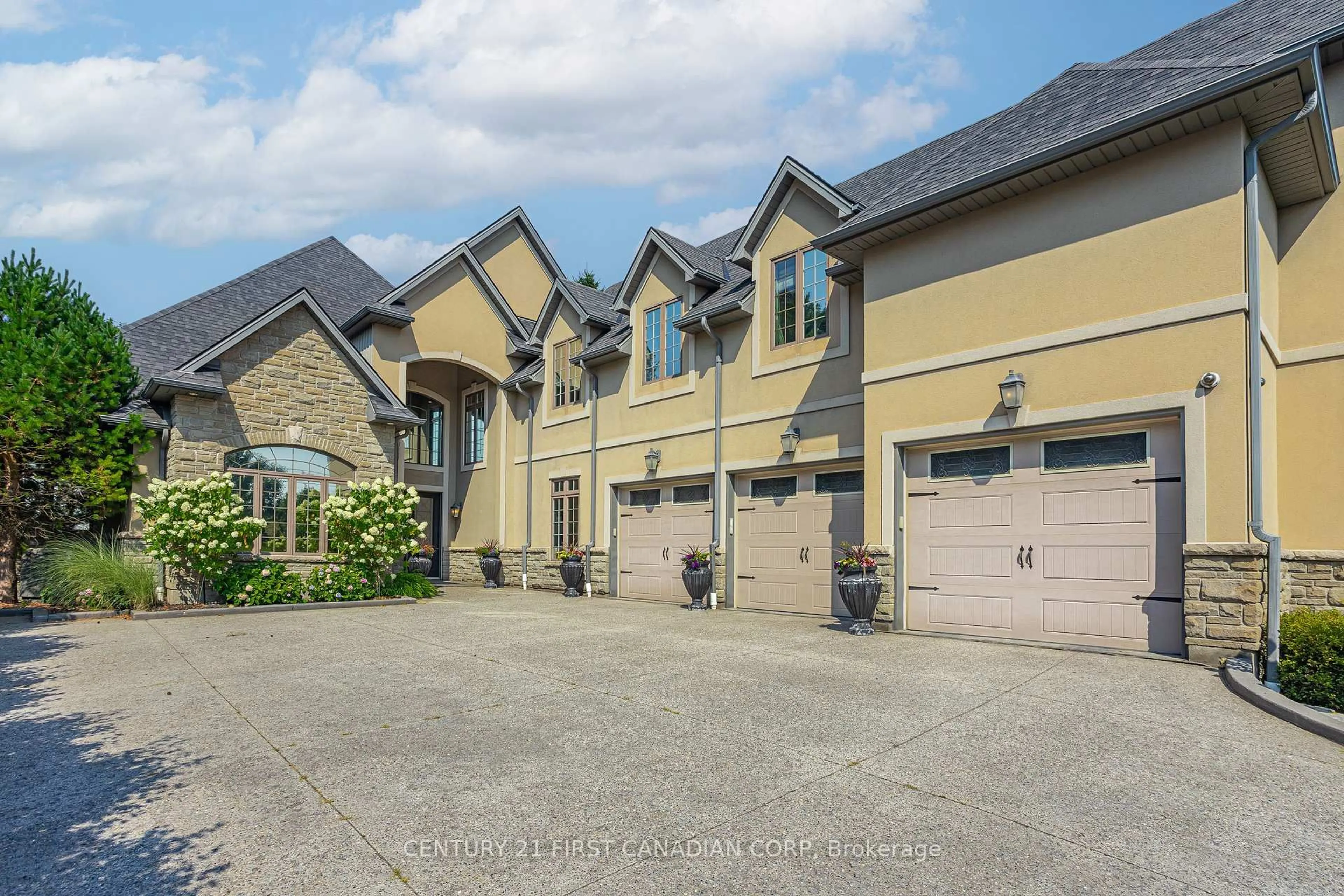 Unknown for 547 Crestwood Dr, London South Ontario N6K 1Y1