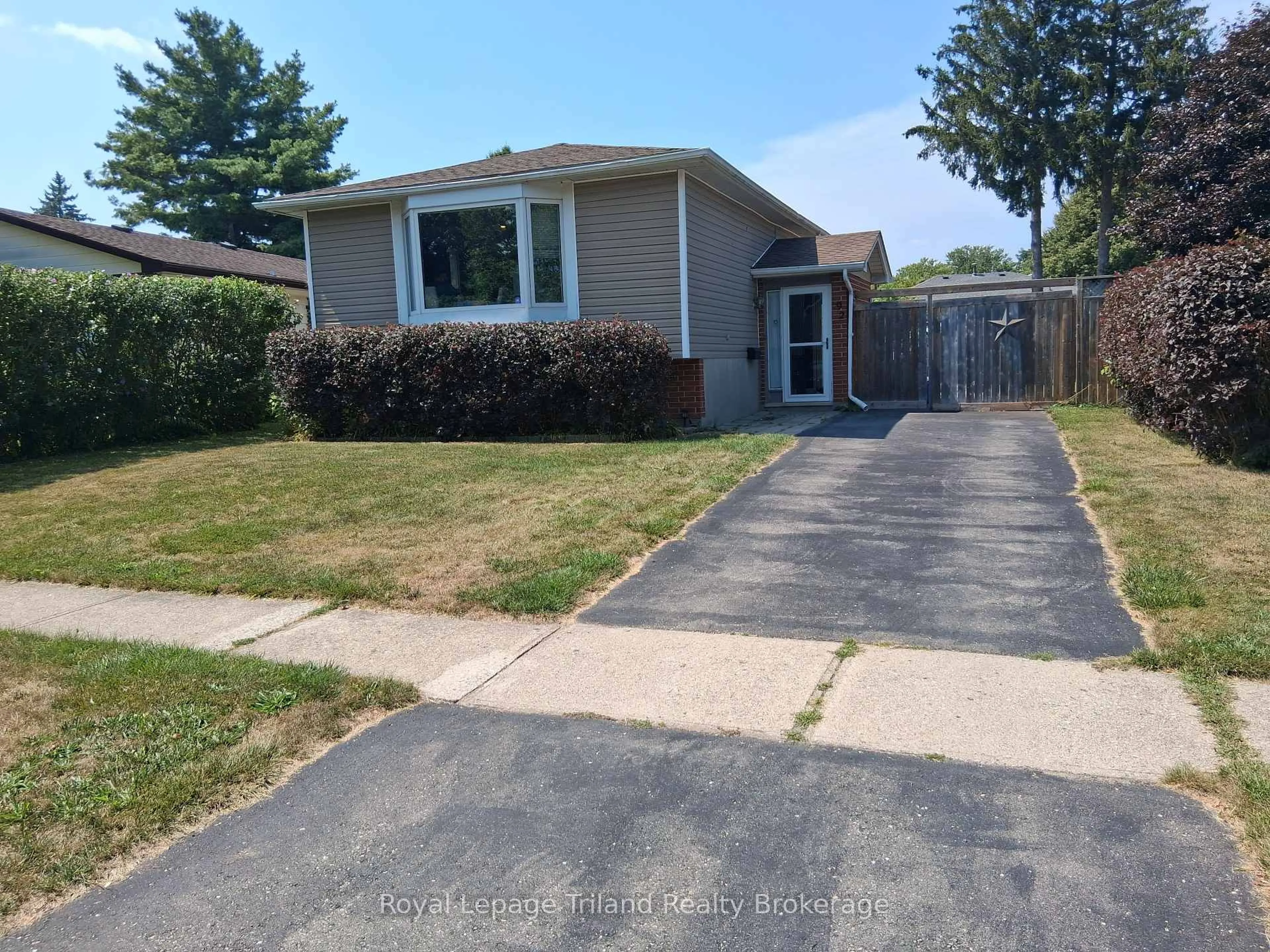 Unknown for 92 Keats Dr, Woodstock Ontario N4S 8B8