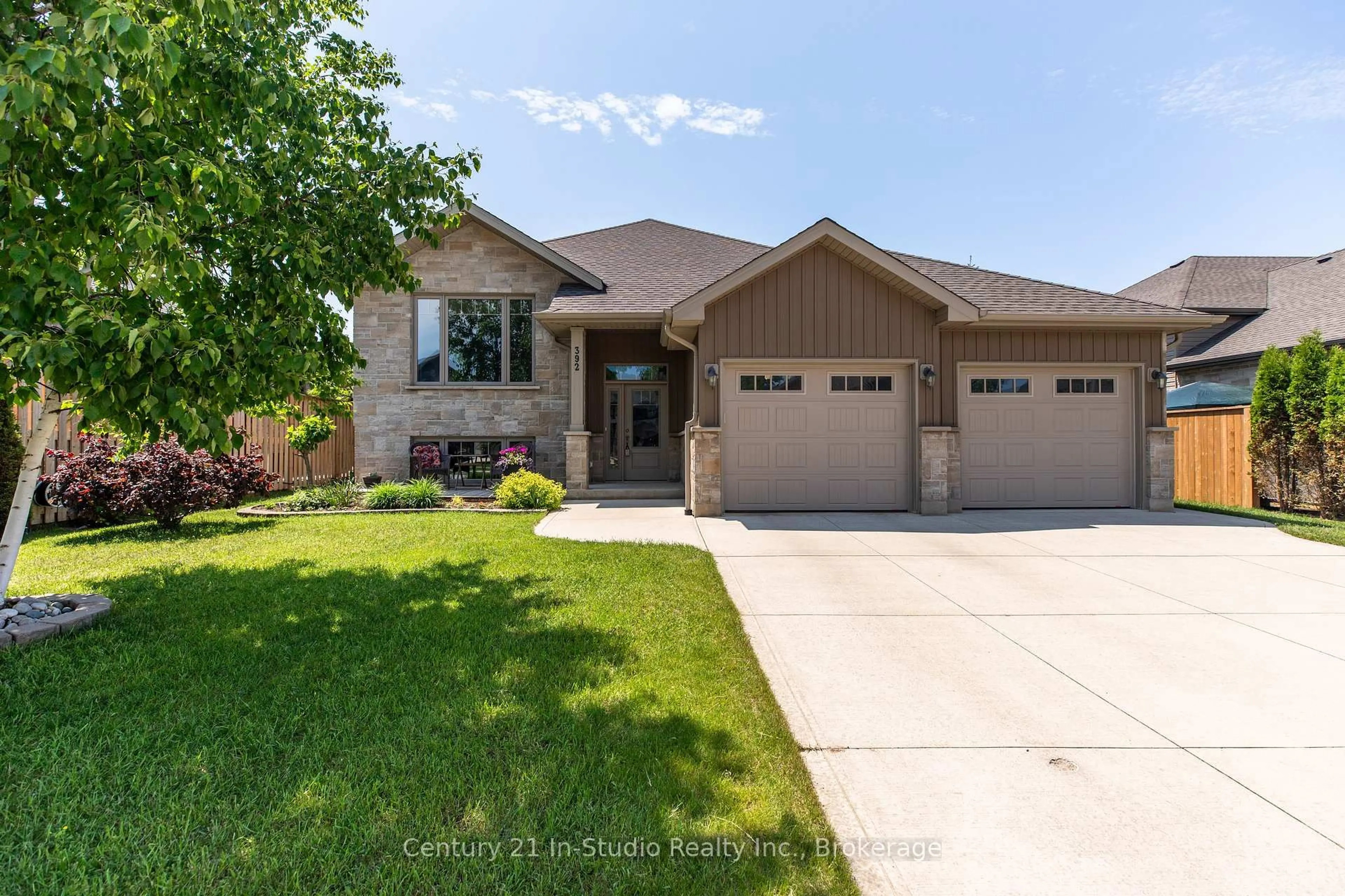 Home with brick exterior material, street for 392 Peirson Ave, Saugeen Shores Ontario N0H 2C1