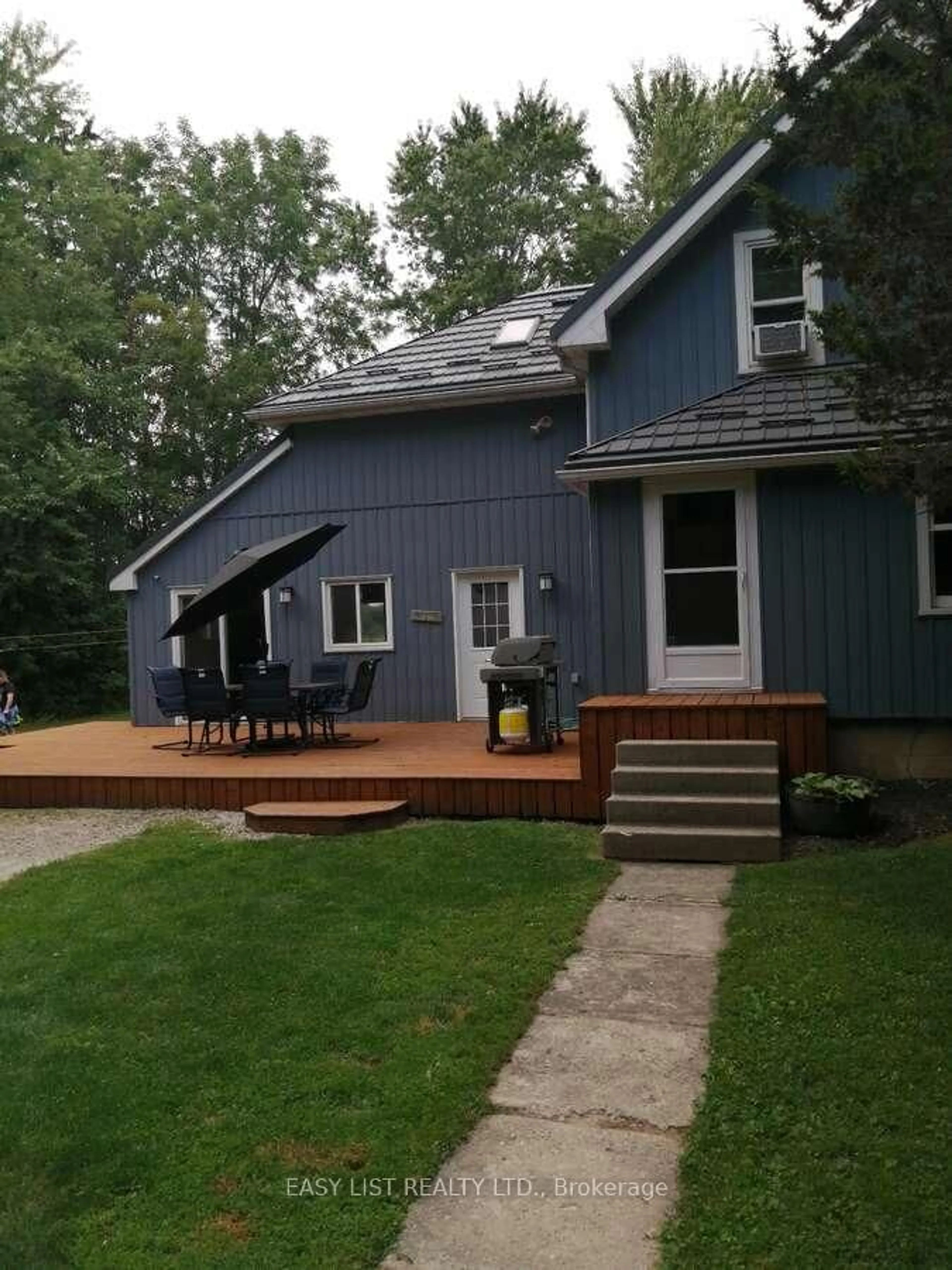 Patio, unknown for 2557 Rd 149 RR1, Perth South Ontario N4X 1C4