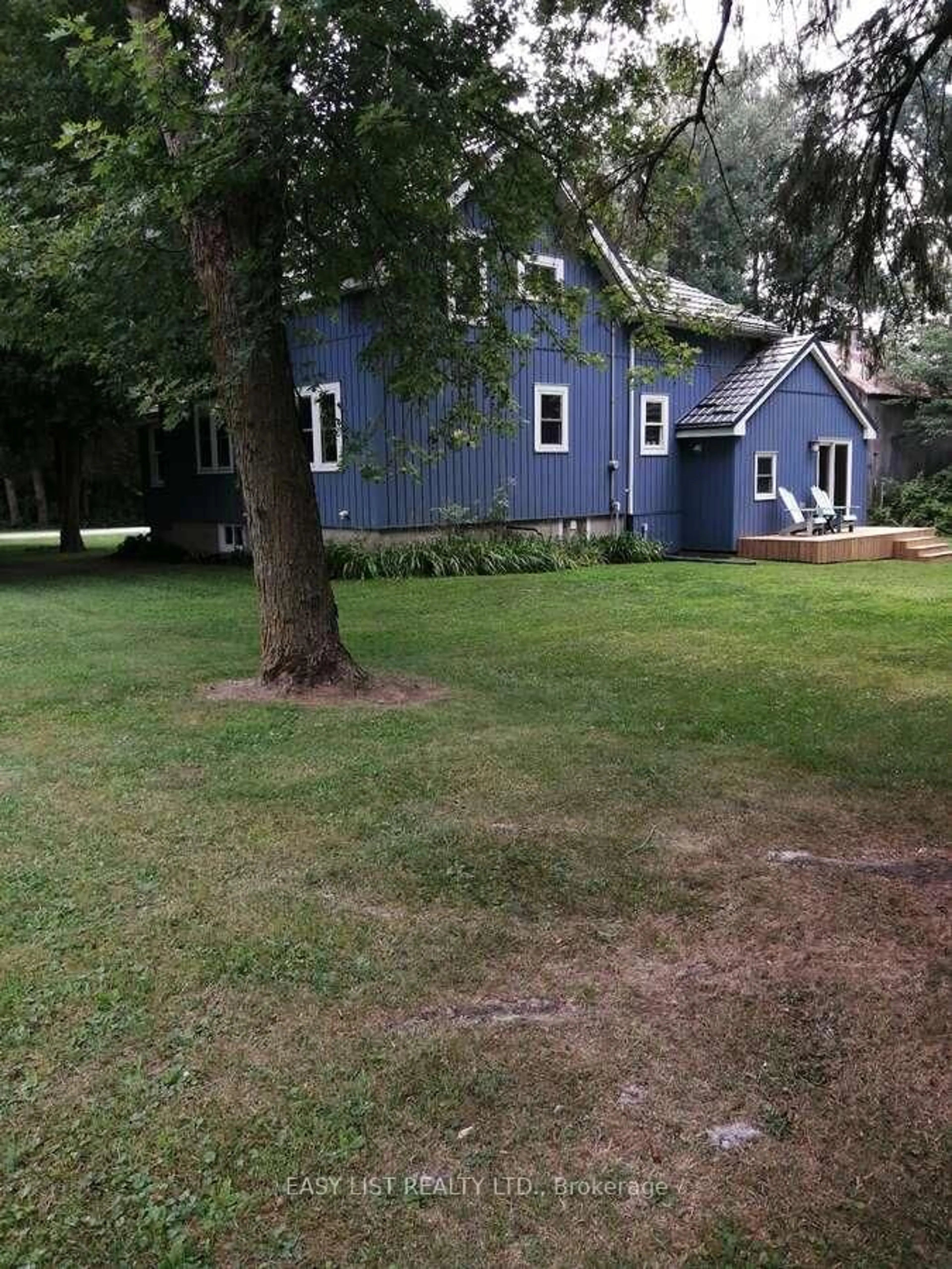 A pic from outside/outdoor area/front of a property/back of a property/a pic from drone, unknown for 2557 Rd 149 RR1, Perth South Ontario N4X 1C4