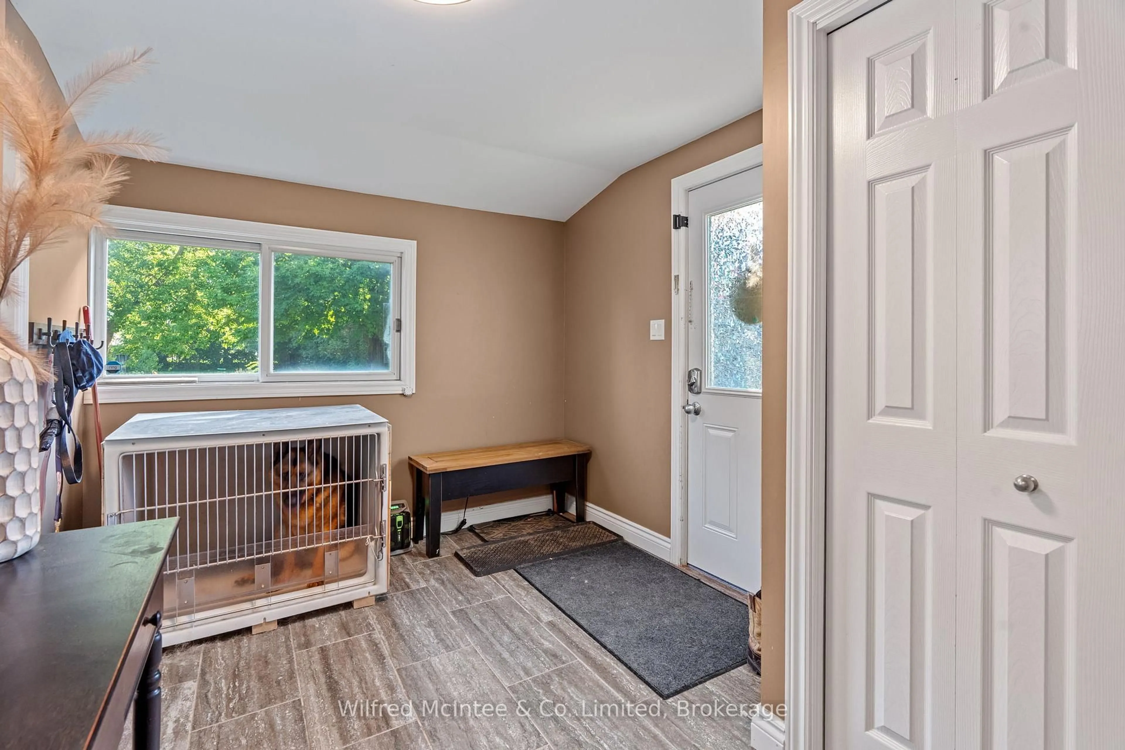 Indoor entryway for 236 Andrew St, South Huron Ontario N0M 1S1