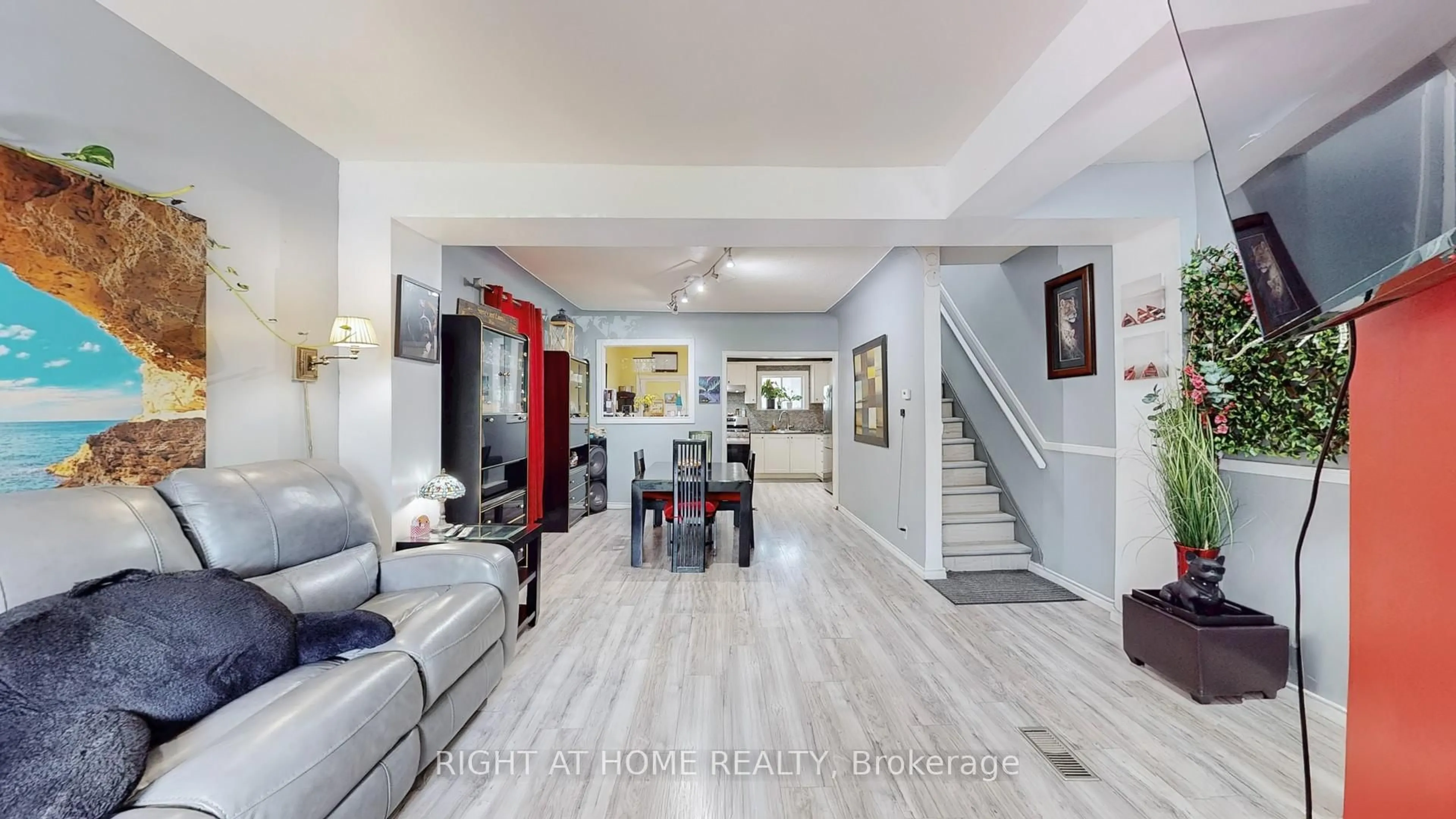 Unknown for 89 Keith St, Hamilton Ontario L8L 3S5