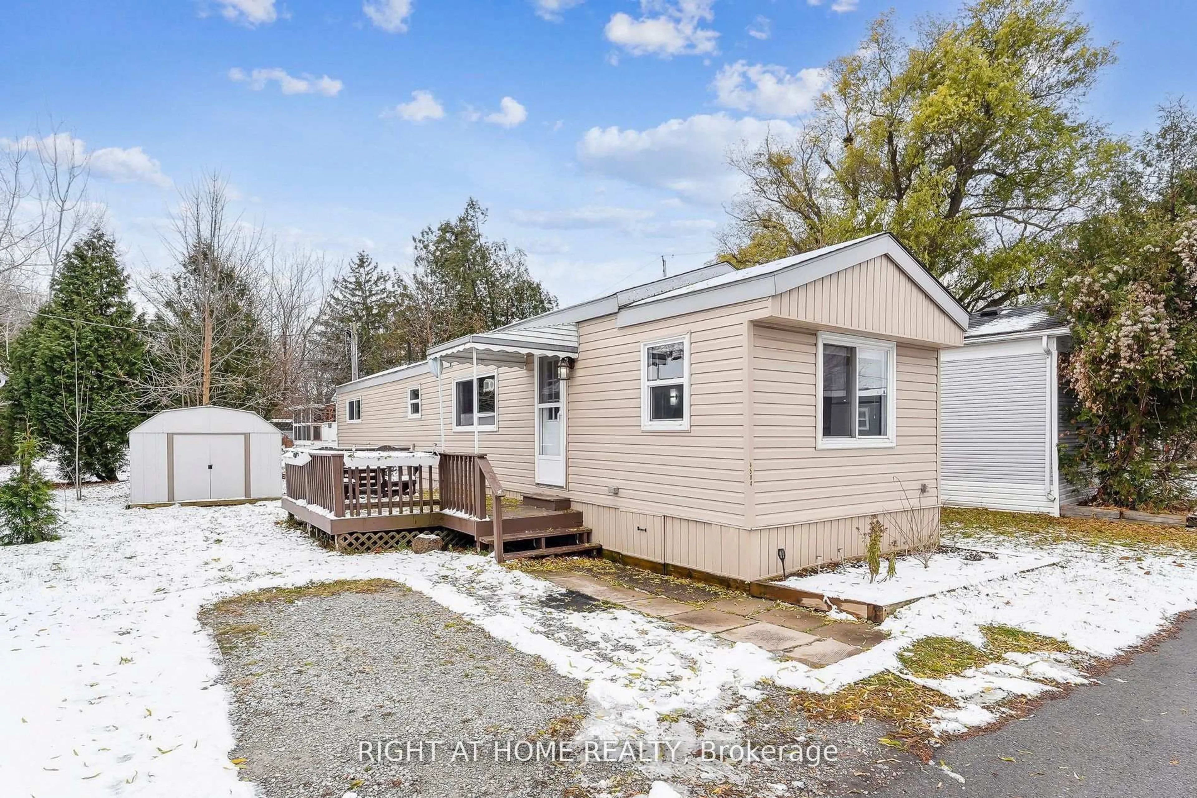 Unknown for 4584 Abigail Lane, Lincoln Ontario L3J 0W1