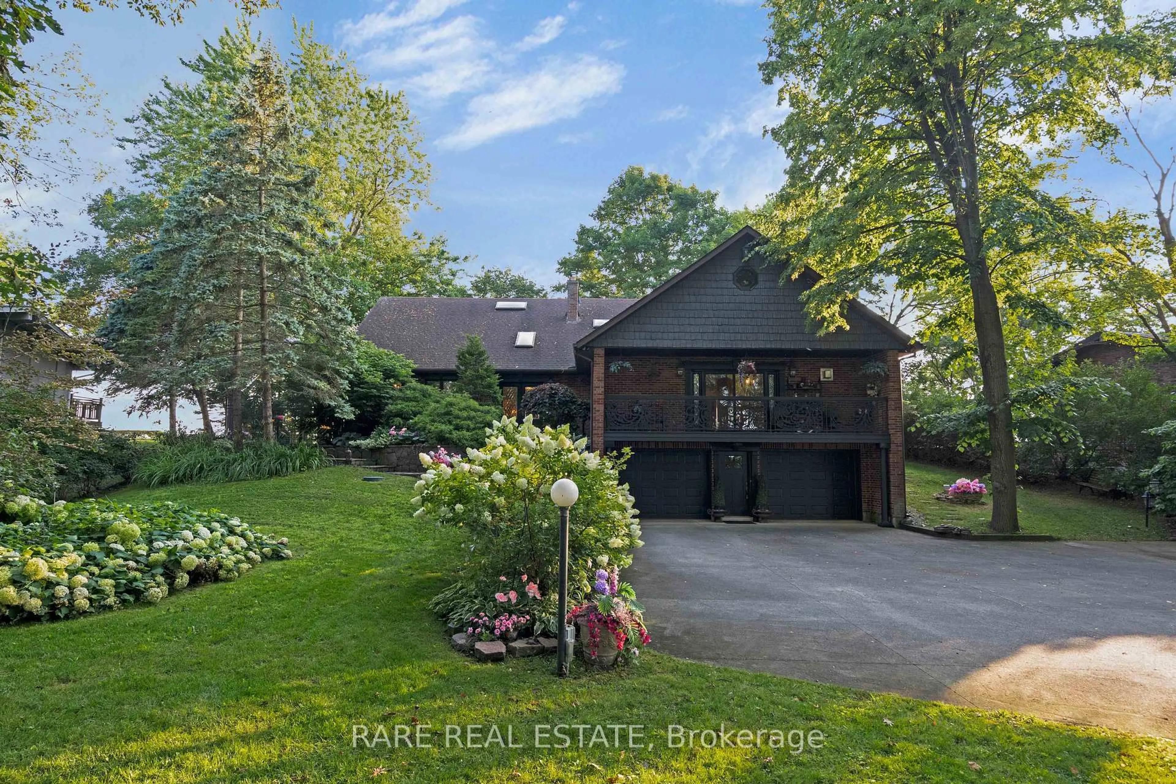 A pic from outside/outdoor area/front of a property/back of a property/a pic from drone, water/lake/river/ocean view for 735 Lakeshore Rd, Port Colborne Ontario L3K 5V3