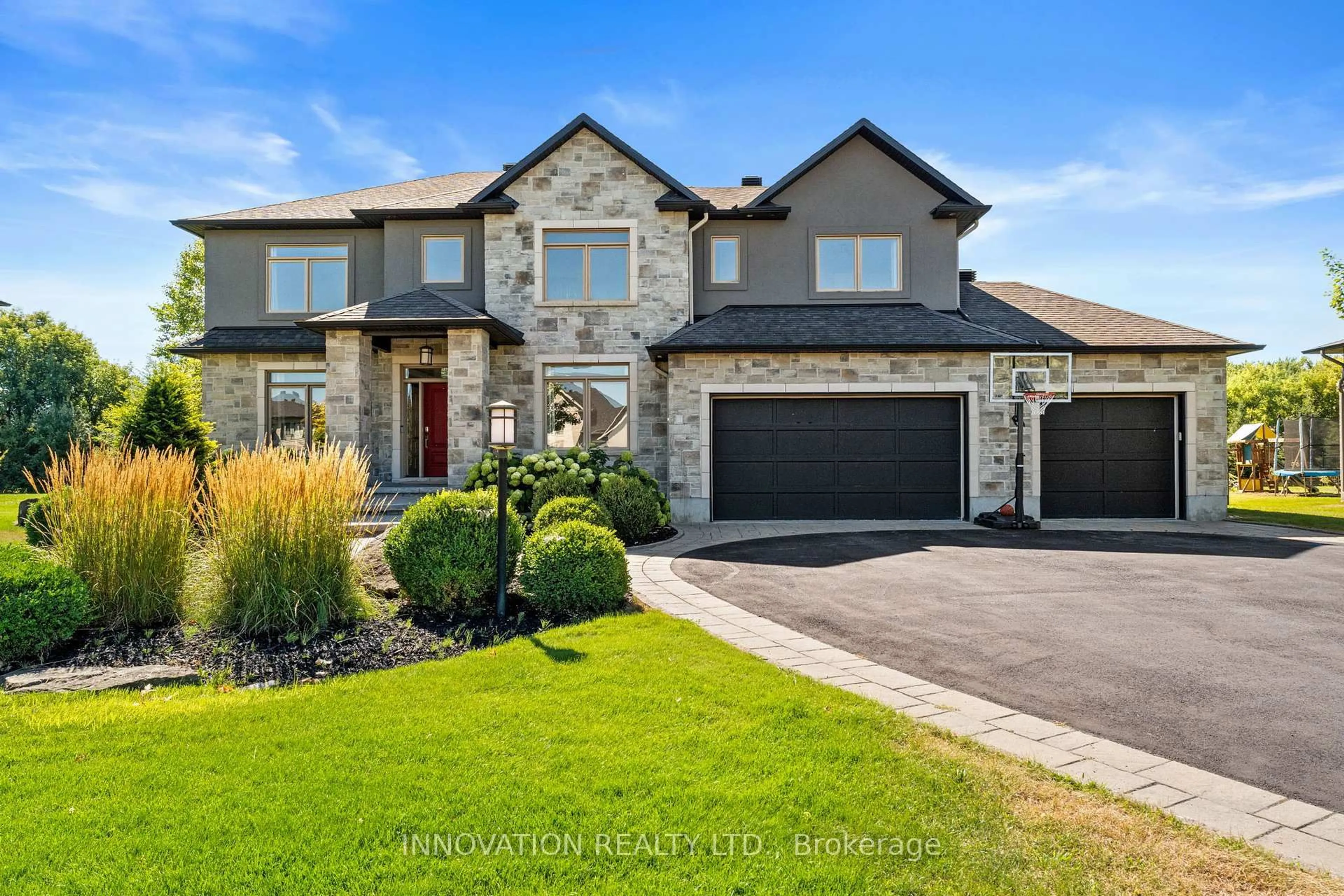 Home with brick exterior material, street for 820 Mcmanus Ave, Ottawa Ontario K4M 0B3