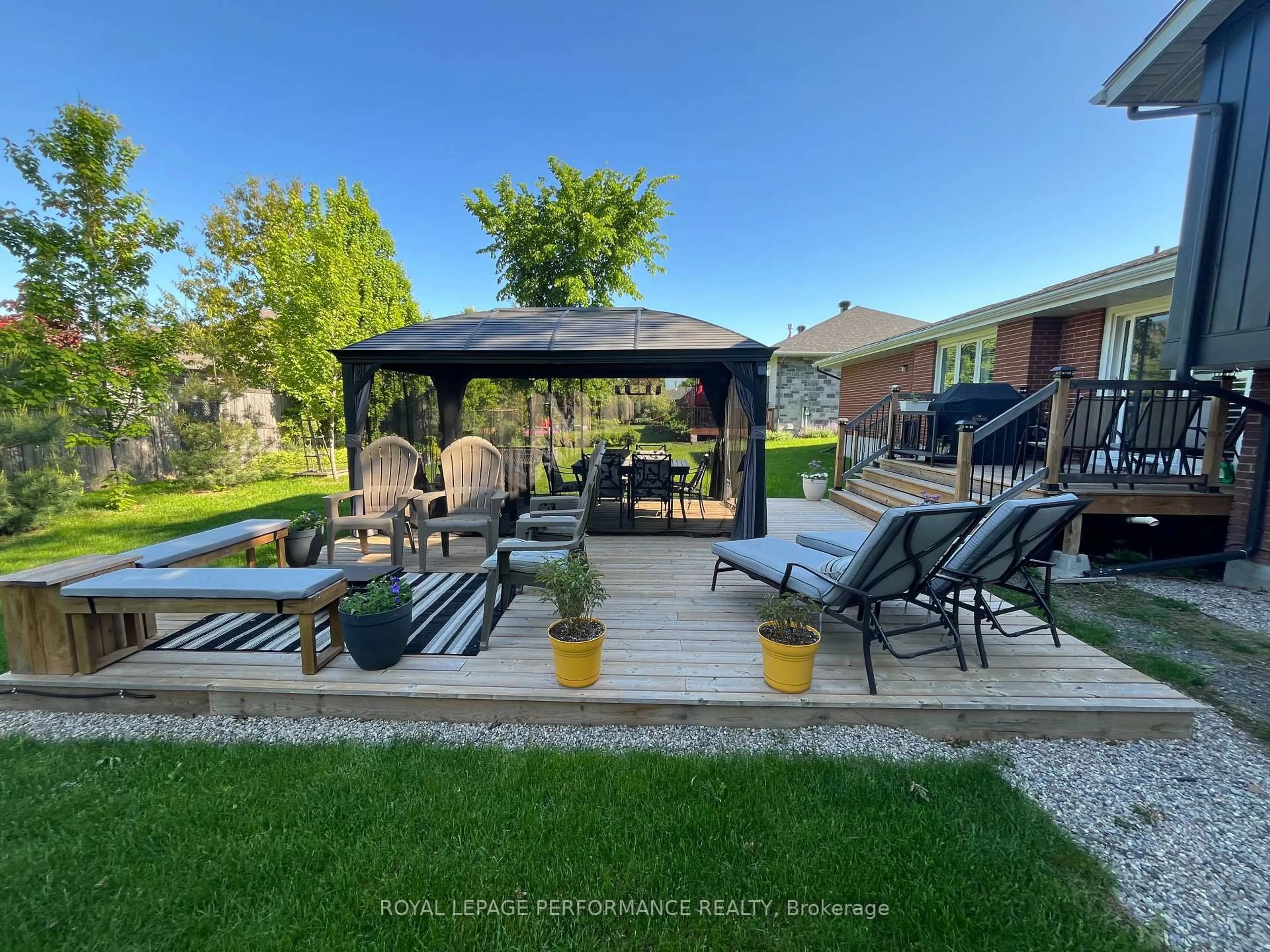 Patio, unknown for 14 Riverbrook Rd, Ottawa Ontario K2H 7W6