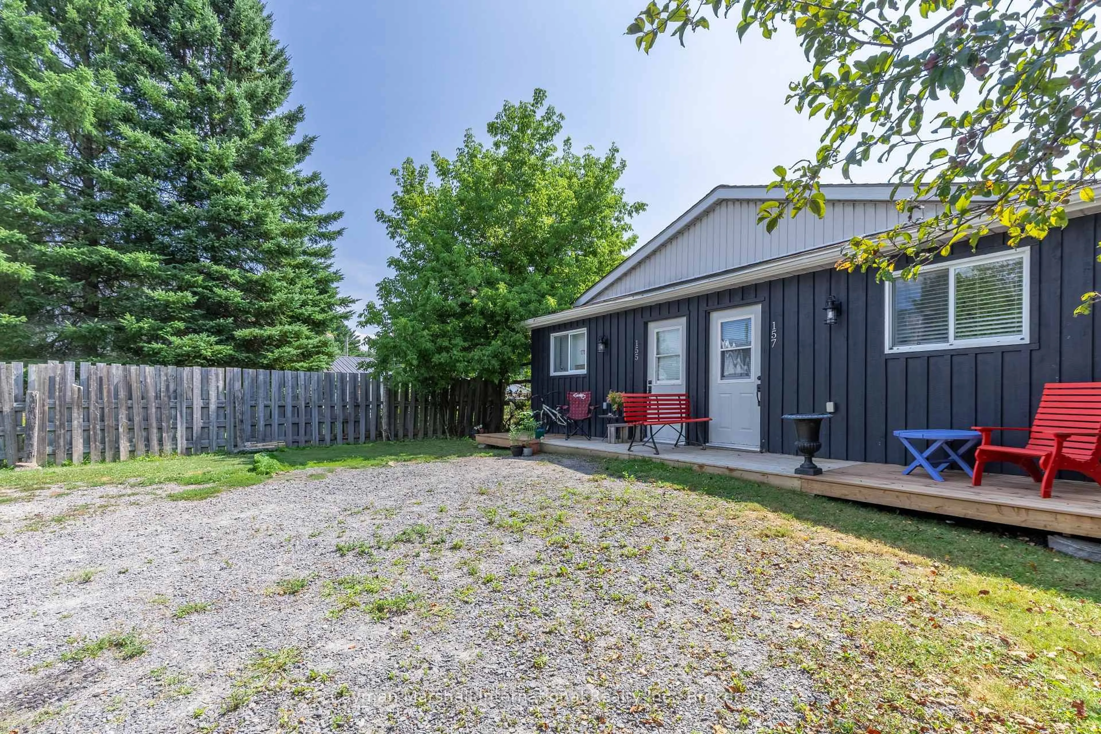 Unknown for 155/157 Woodchester Ave, Bracebridge Ontario P1L 1H8