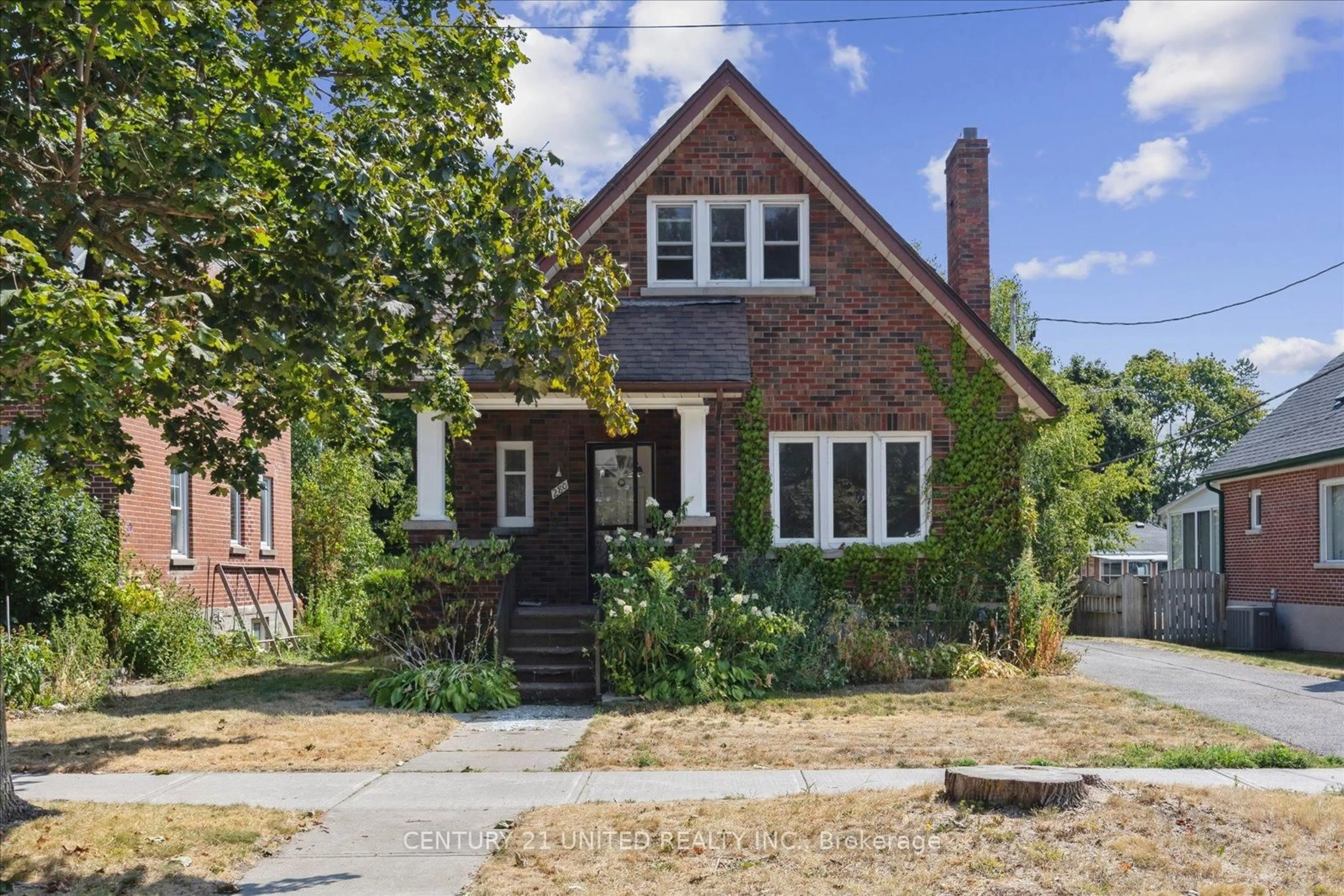 Home with brick exterior material, street for 280 Mark St, Peterborough East Ontario K9H 1V4