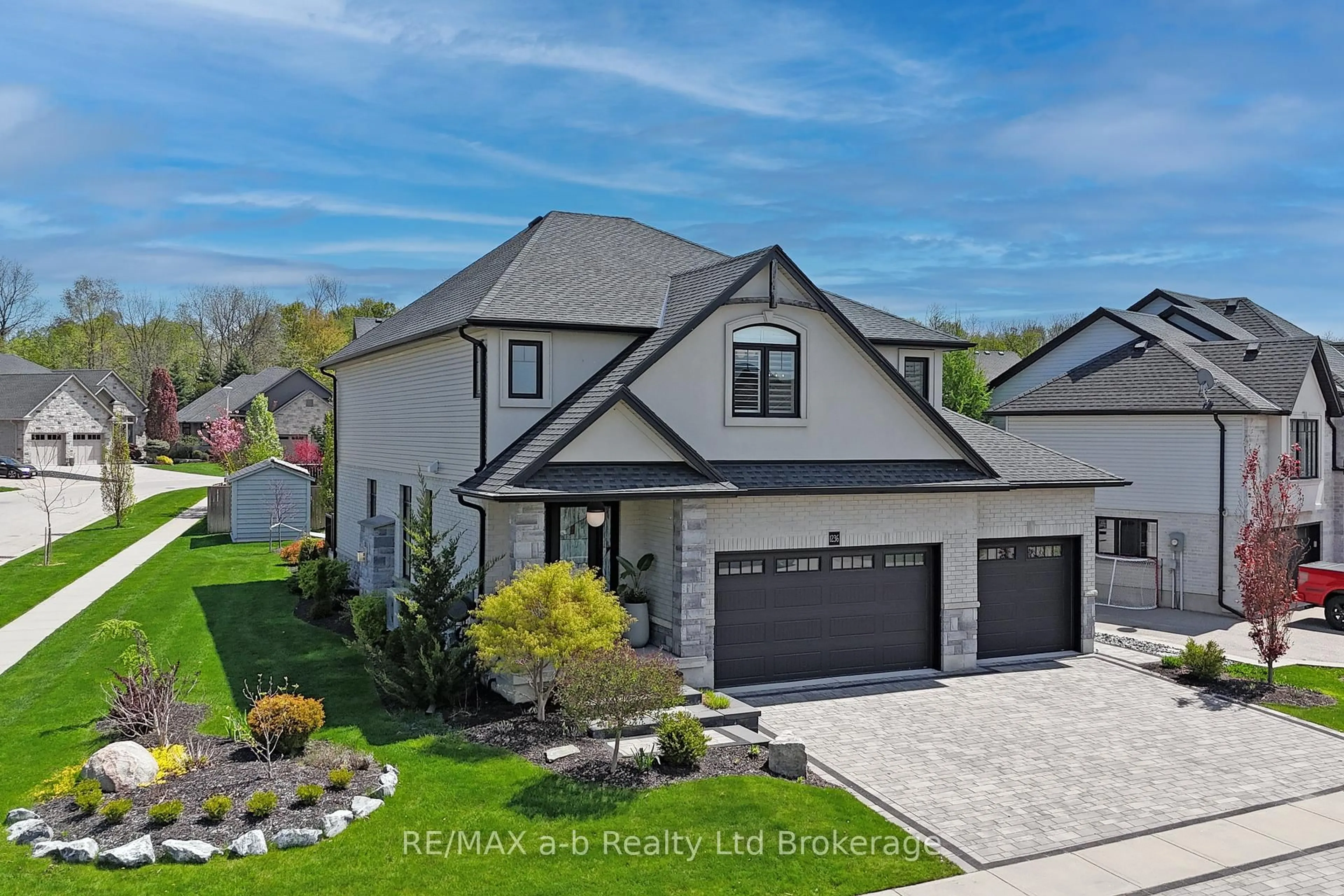 Unknown for 1236 Alberni Rd, Woodstock Ontario N4T 0H7