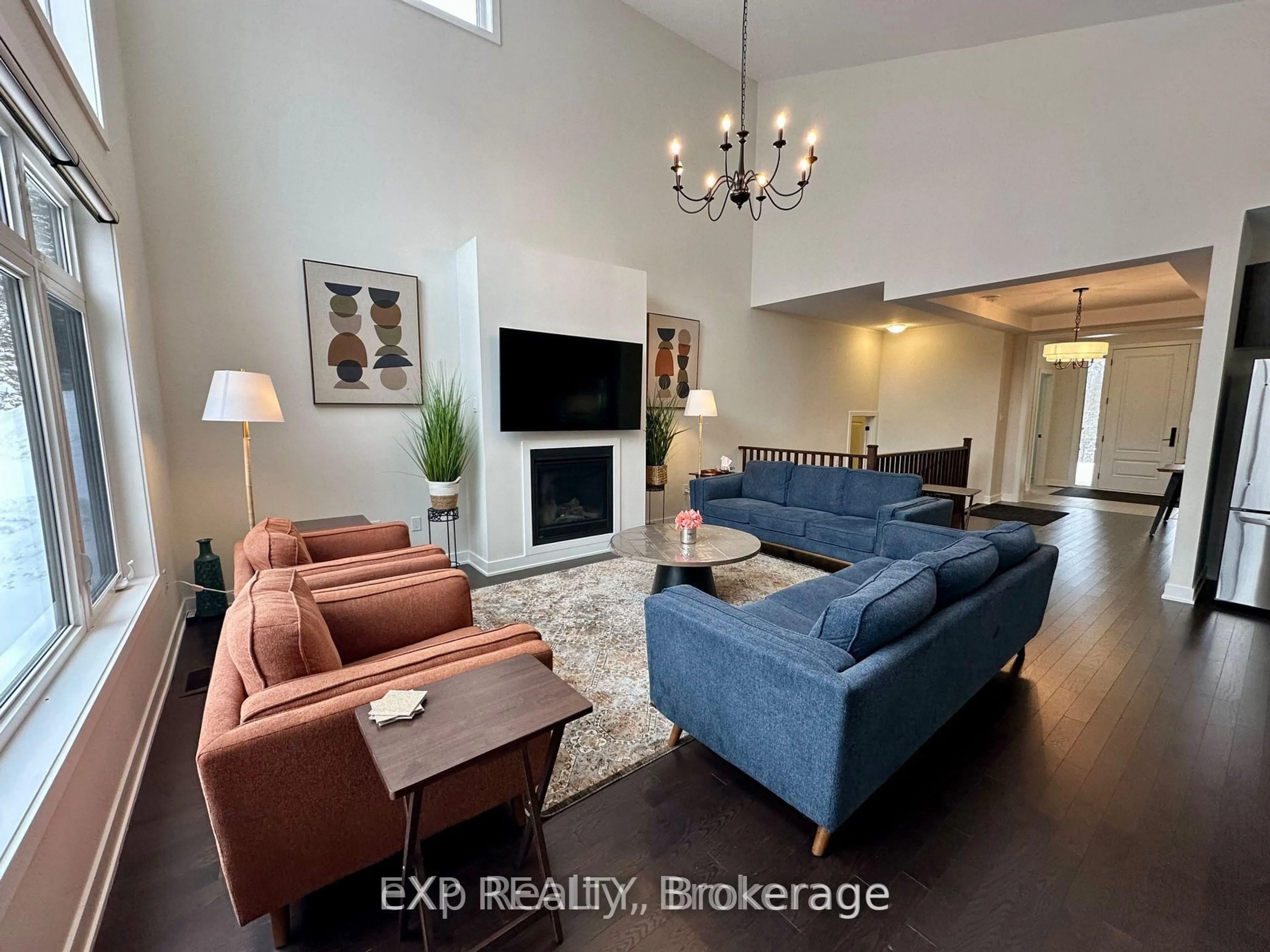 Living room with furniture, unknown for 1017 Ridgeline Dr, Lake of Bays Ontario P1J 2J6