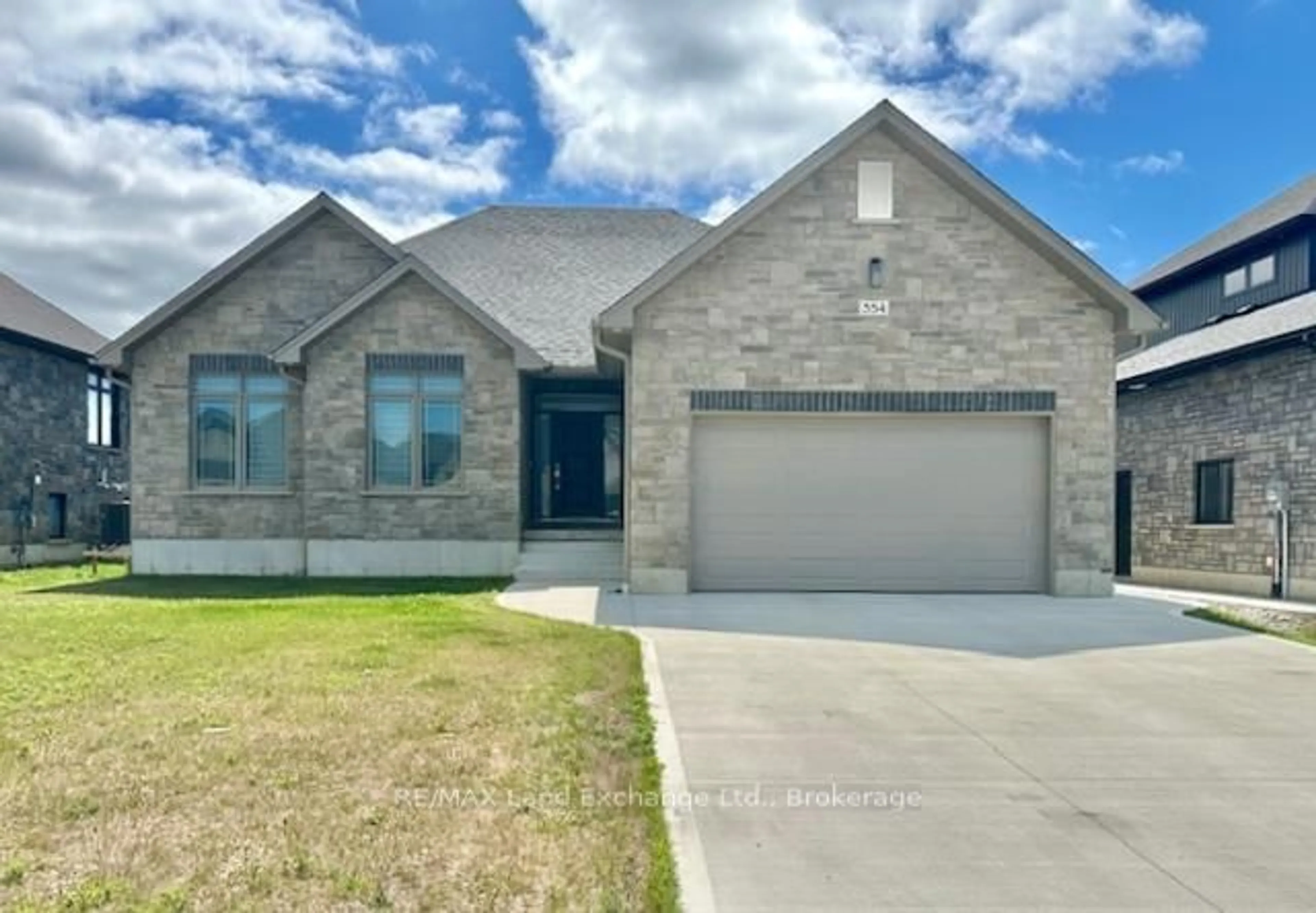 Home with brick exterior material, street for 354 Mclean Cres, Saugeen Shores Ontario N0H 2C3