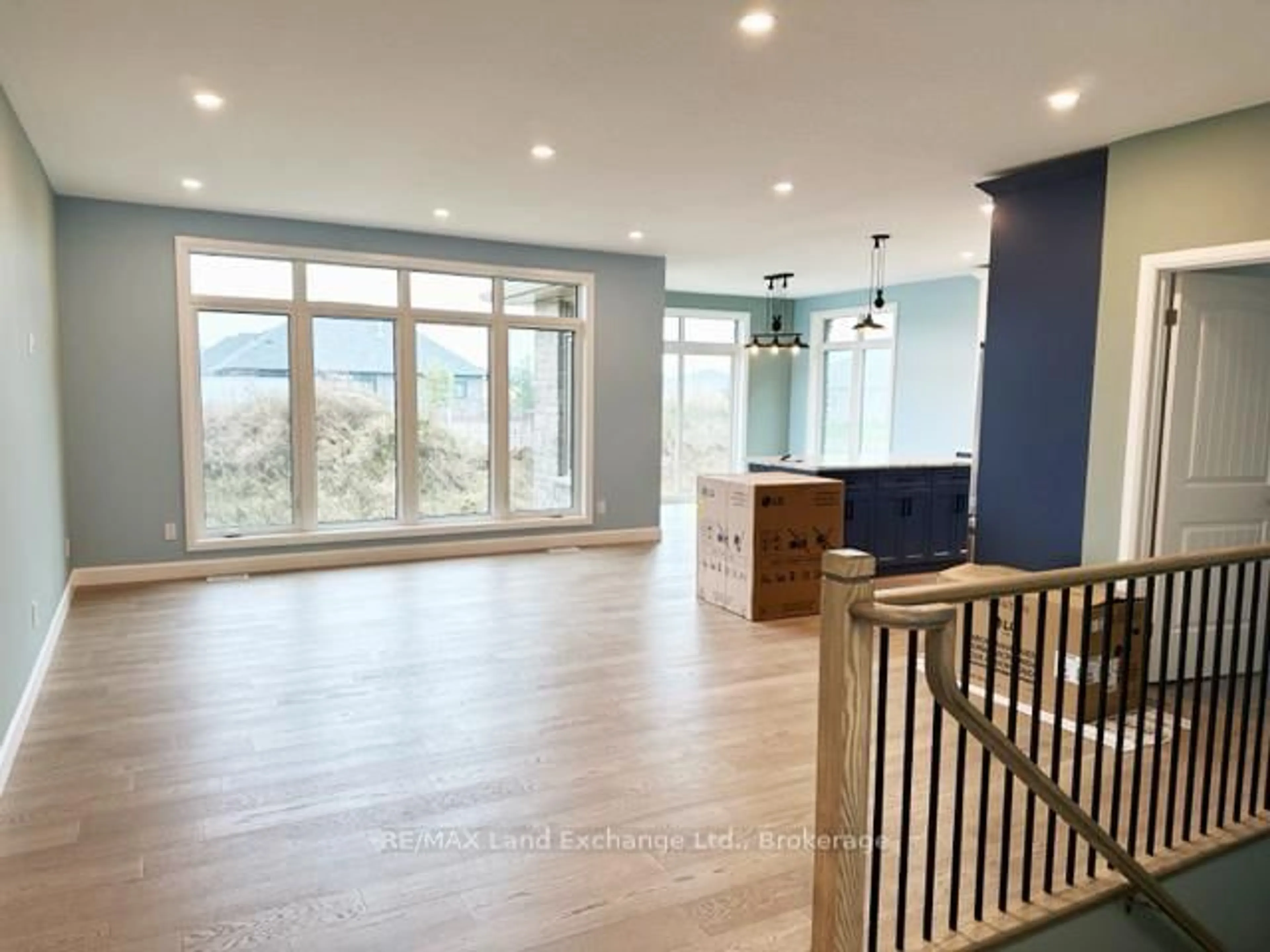 Unknown for 354 Mclean Cres, Saugeen Shores Ontario N0H 2C3