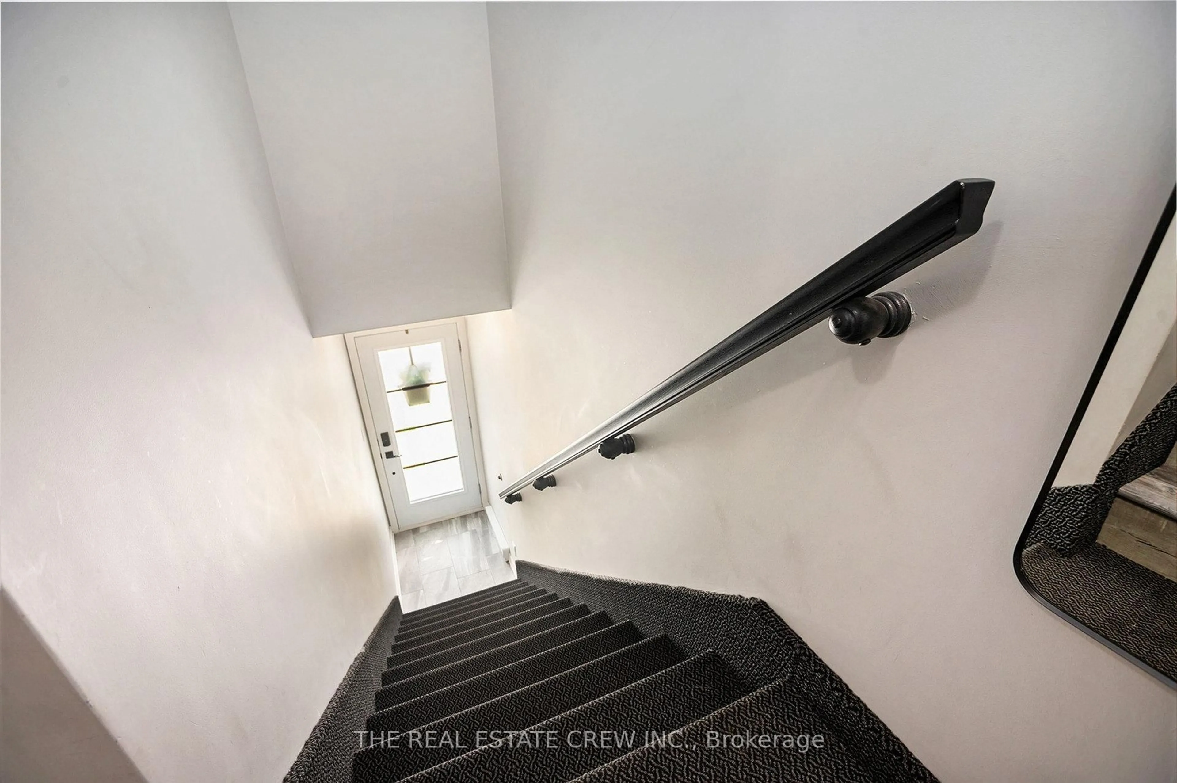 Stairs for 83 St Moritz Tr #203, Russell Ontario K0A 1W0