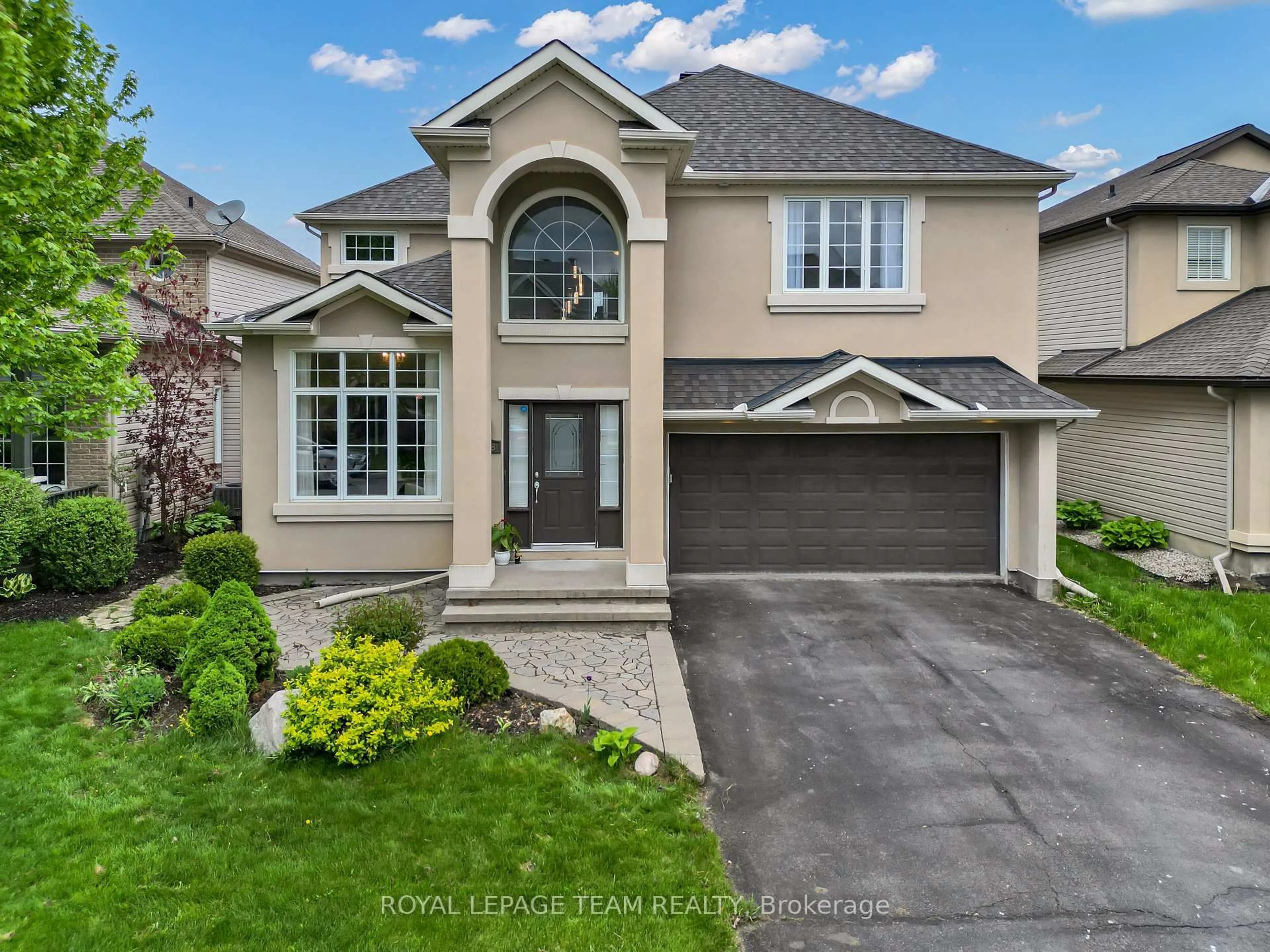 Unknown for 3728 Mountain Meadows Cres, Gloucester Ontario K1V 1V7