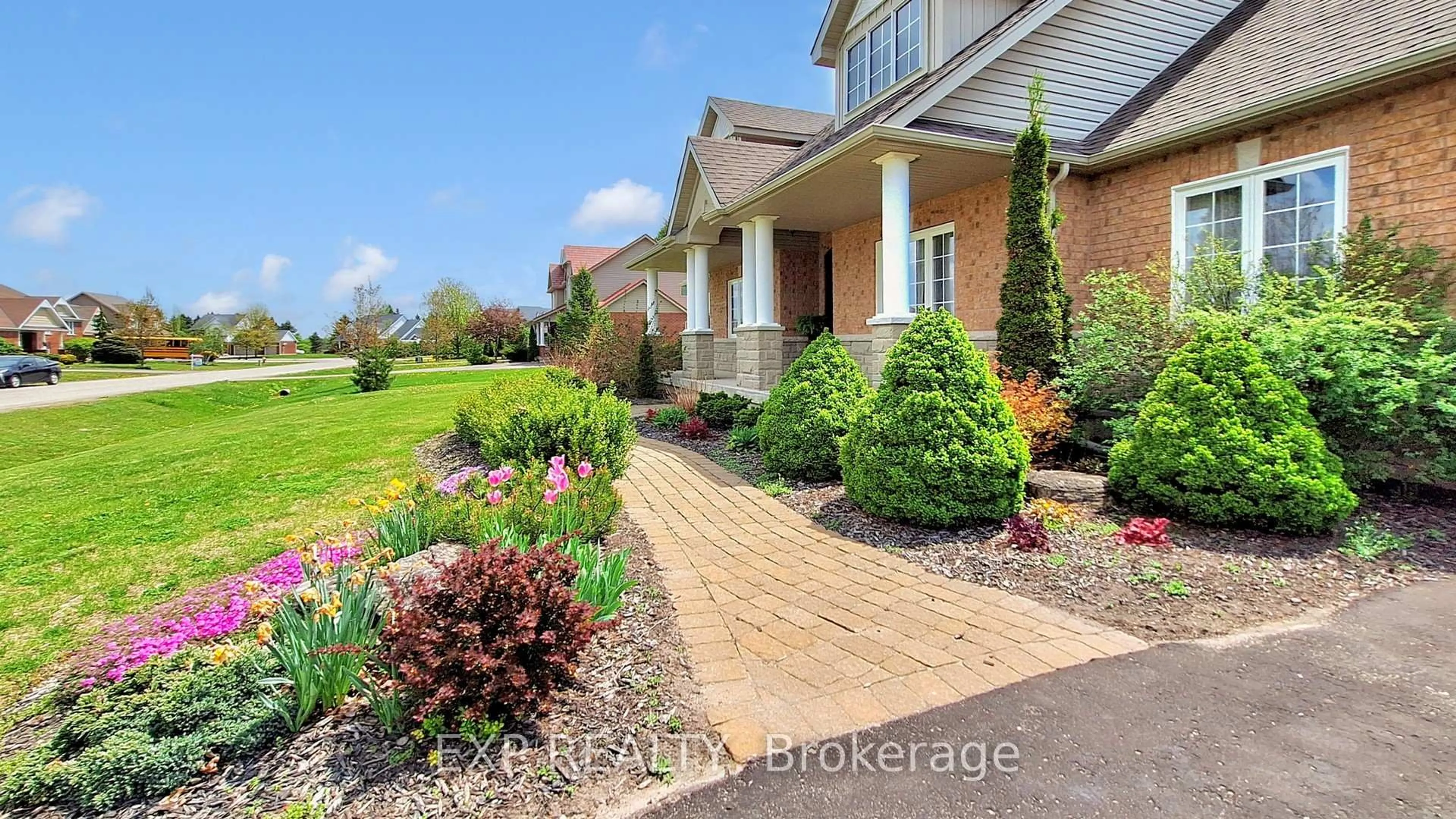 Home with brick exterior material, street for 42 Somerville Cres, Mulmur Ontario L0N 1M0