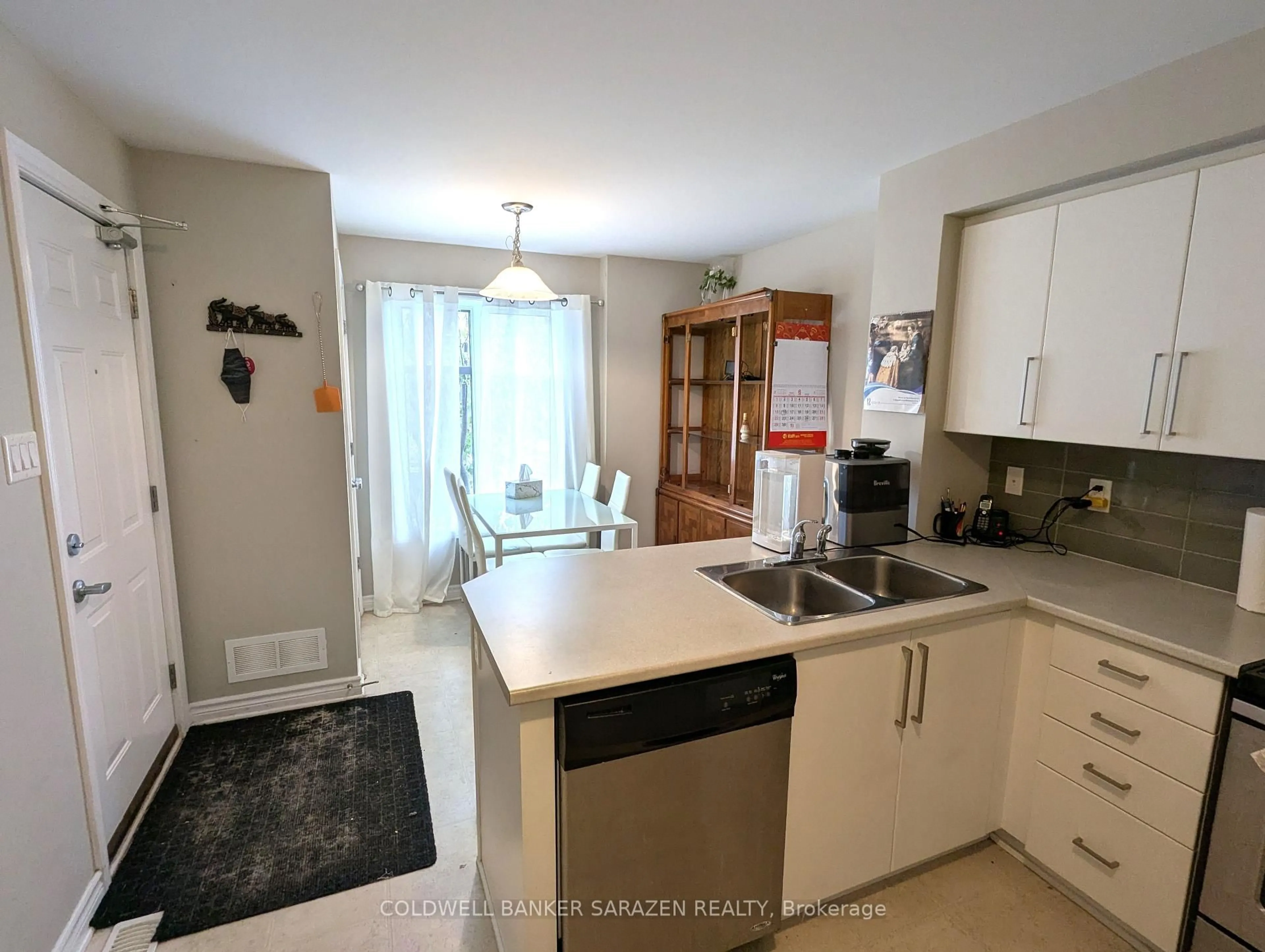 Unknown for 633 Chapman Mills Dr #Unit B, Ottawa Ontario K2J 5T1