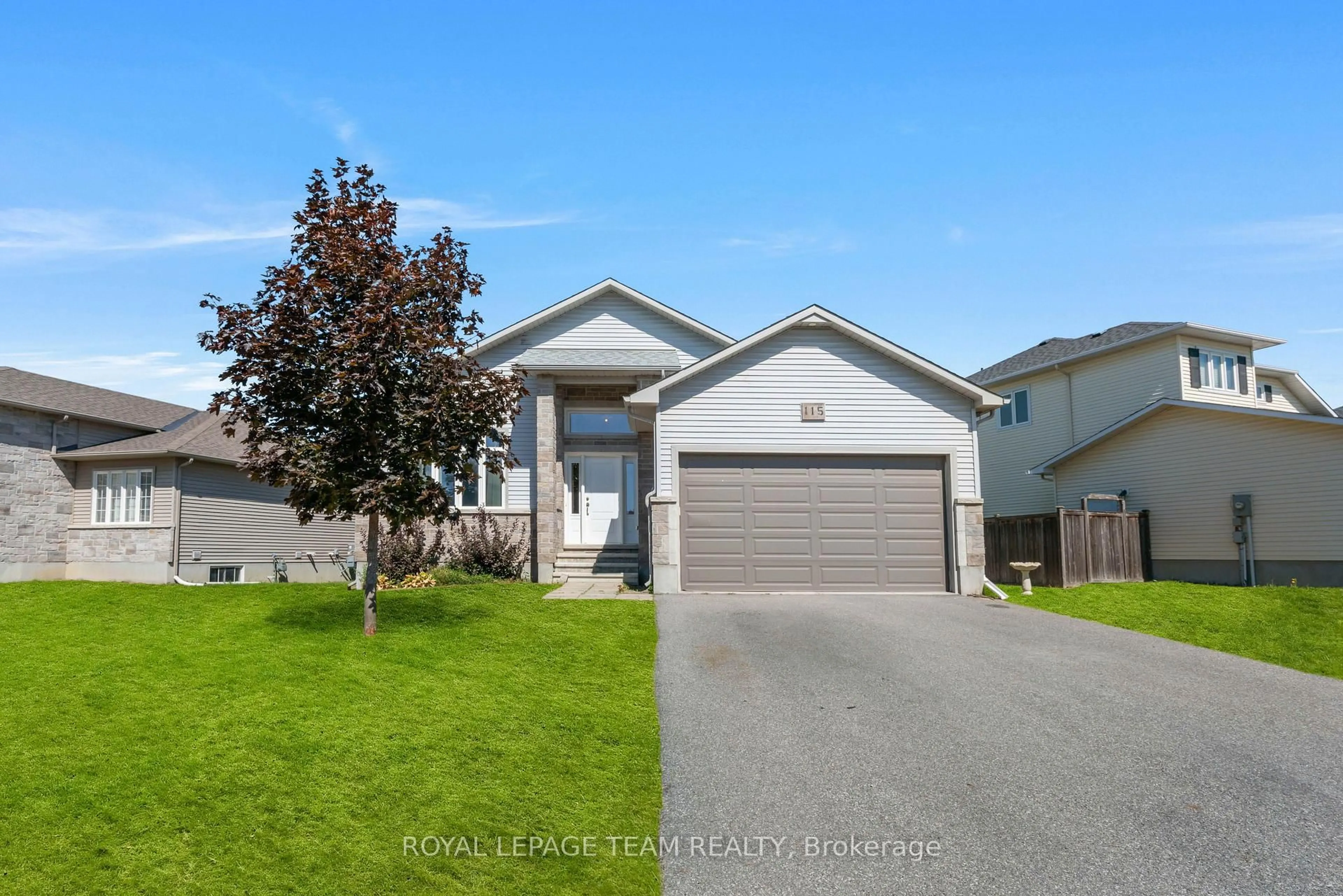 Home with vinyl exterior material, street for 115 York Crossing Rd, Russell Ontario K4R 0C5