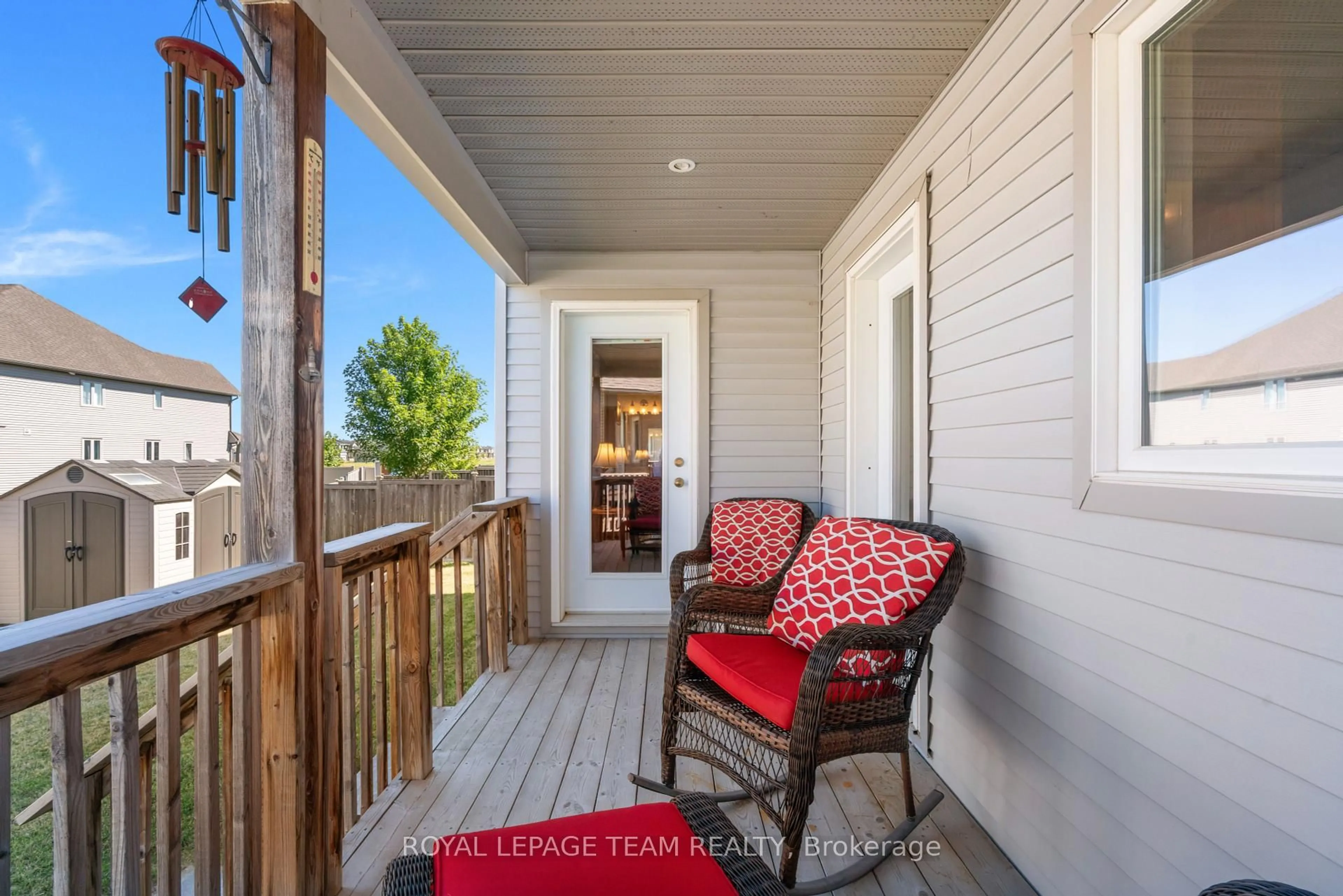 Patio, street for 115 York Crossing Rd, Russell Ontario K4R 0C5