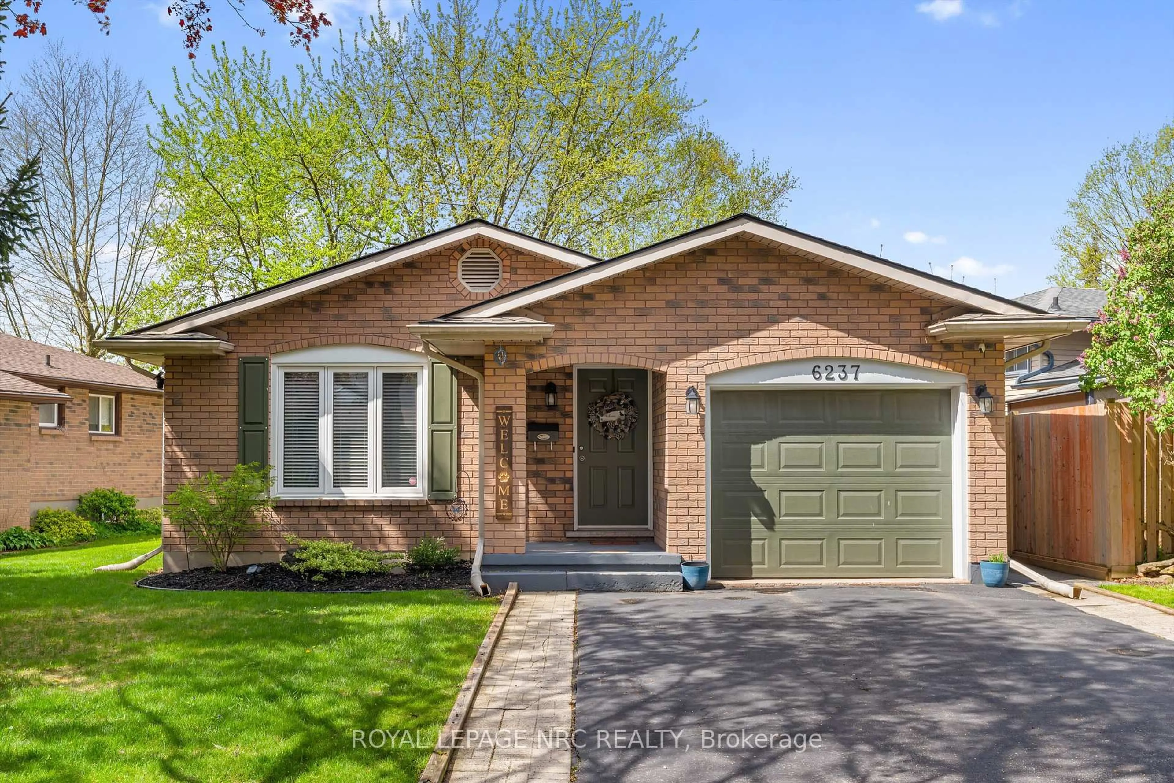 Home with brick exterior material, street for 6237 Delta Dr, Niagara Falls Ontario L2H 2H5