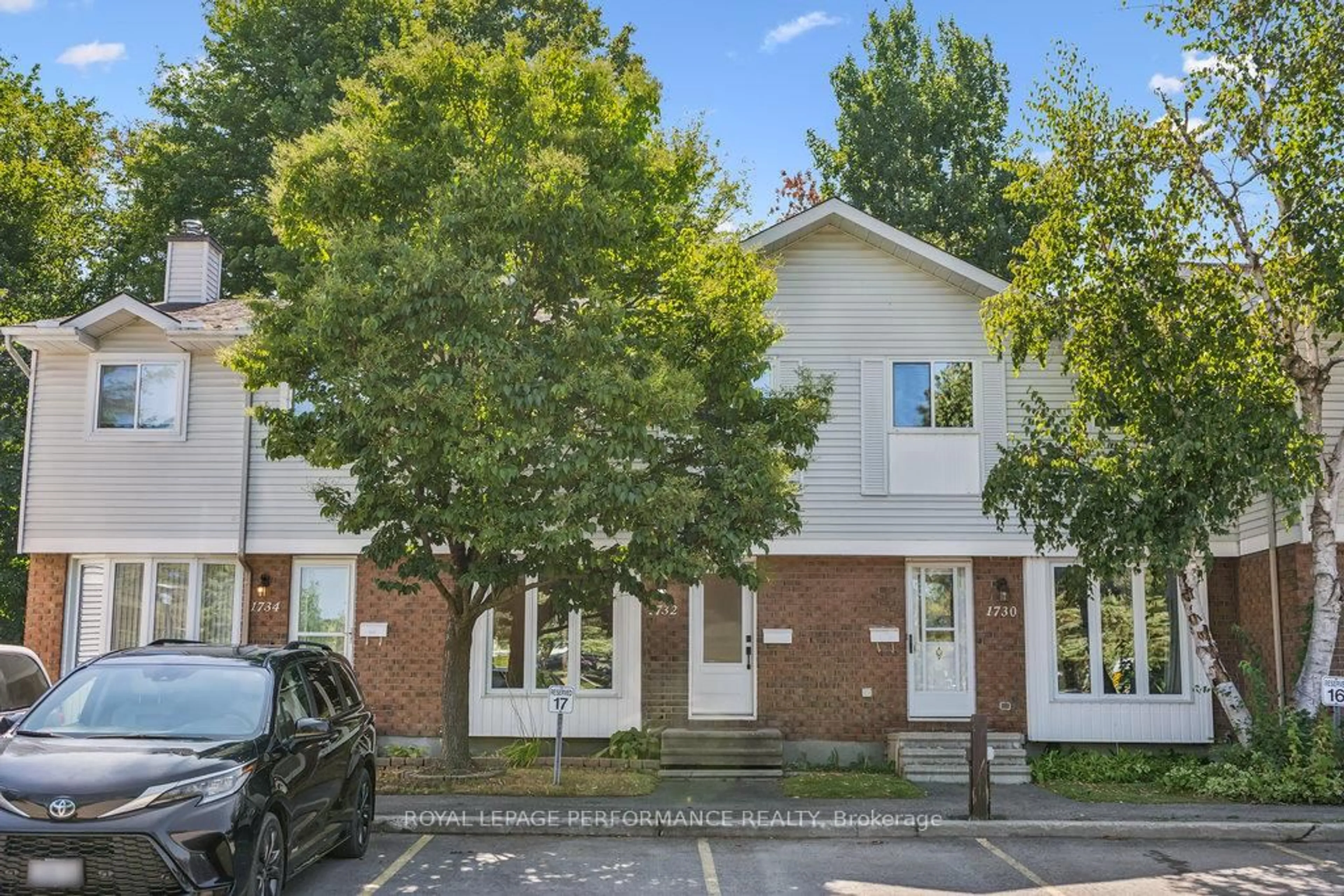Home with brick exterior material, street for 1732 Shamandura Lane #68, Orleans Ontario K1C 6Z9