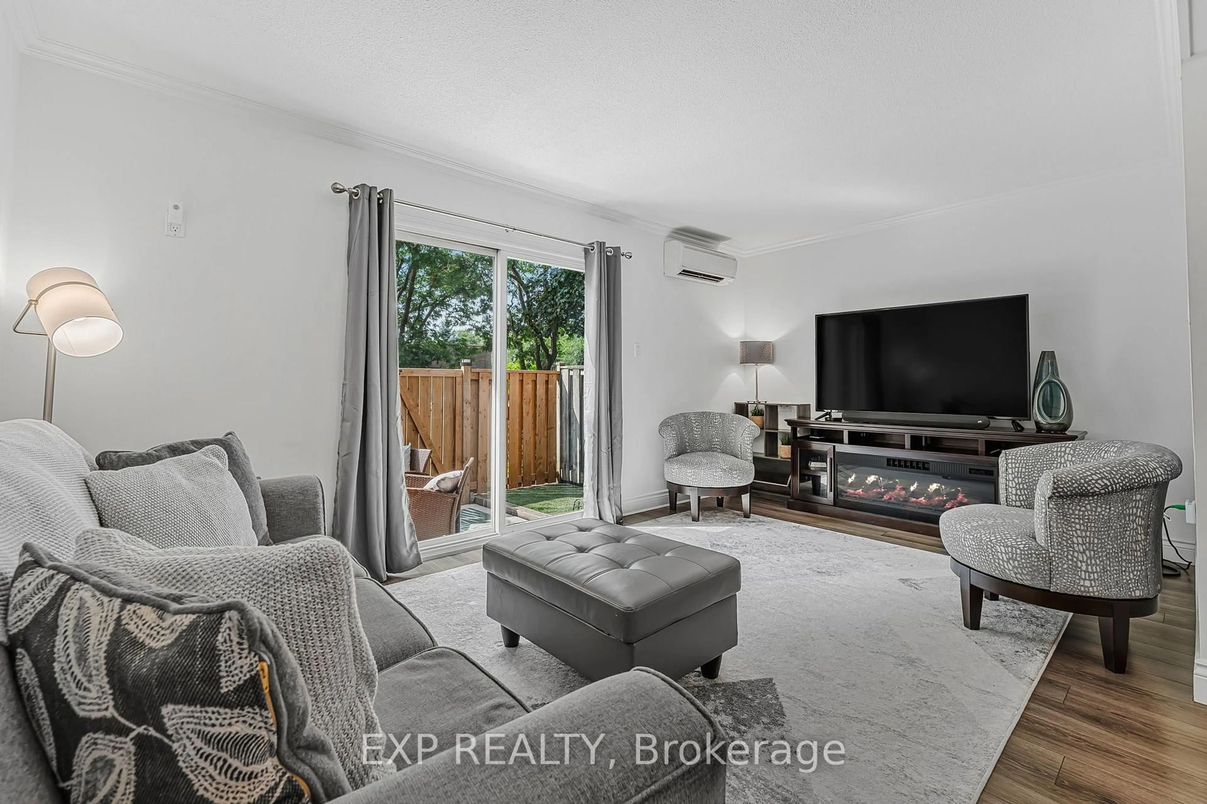 Living room with furniture, unknown for 125 Livingston Ave #35, Grimsby Ontario L3M 4S5
