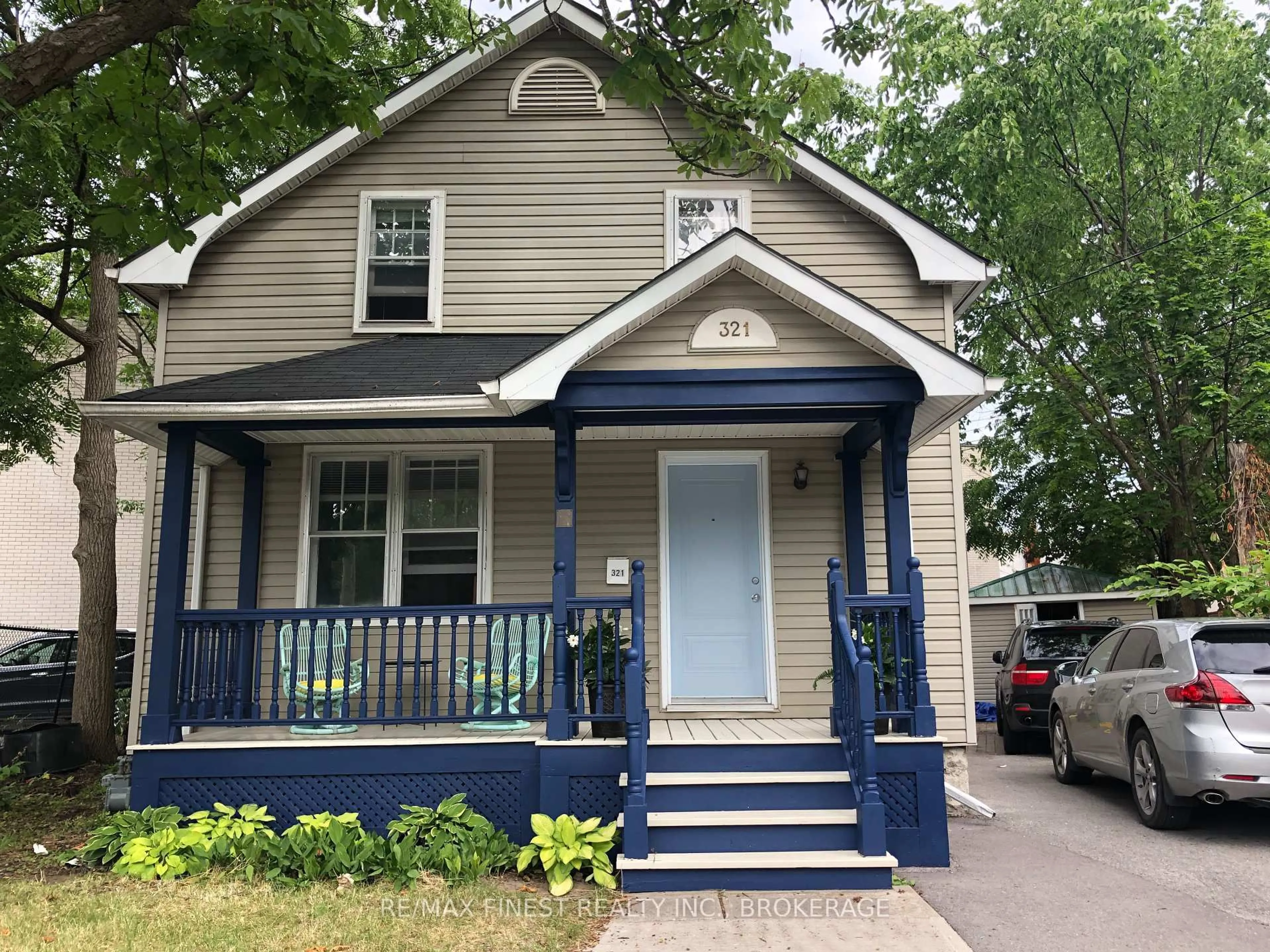 Home with vinyl exterior material, street for 321 Regent St, Kingston Ontario K7L 4K7