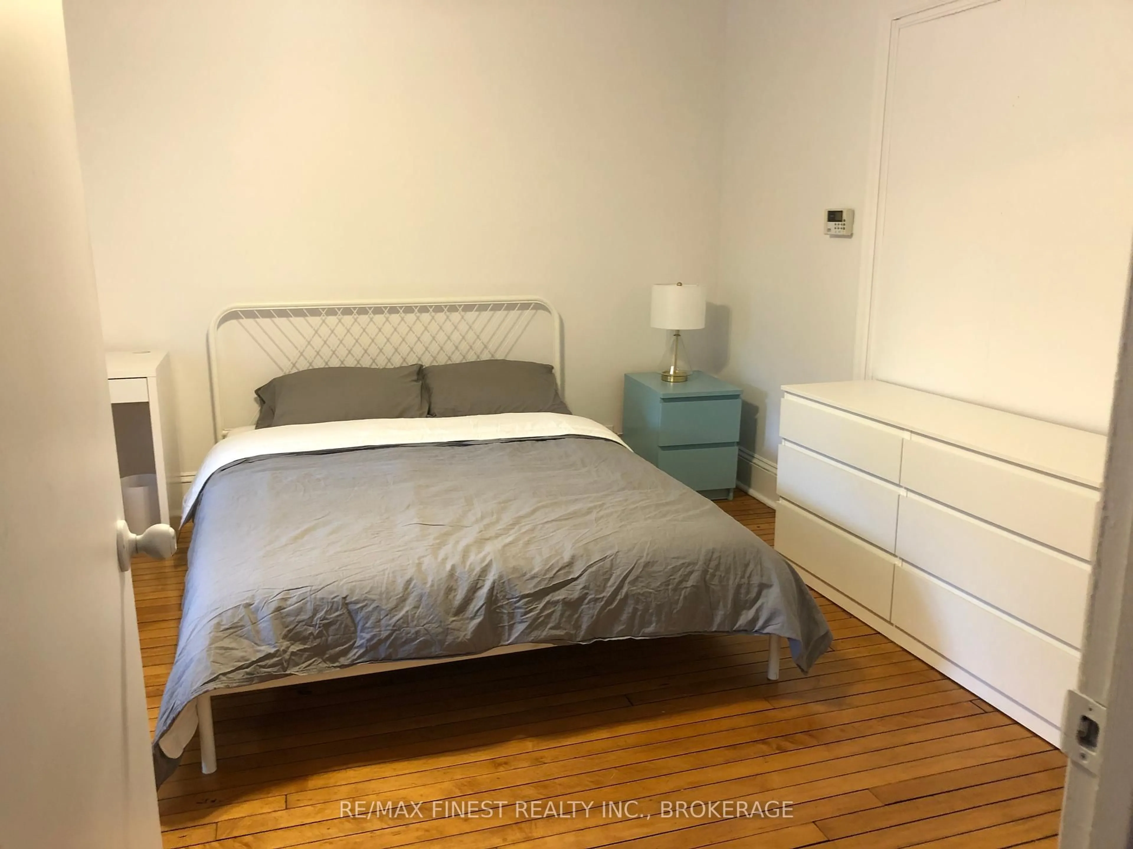 Bedroom with bed, wood/laminate floor for 321 Regent St, Kingston Ontario K7L 4K7