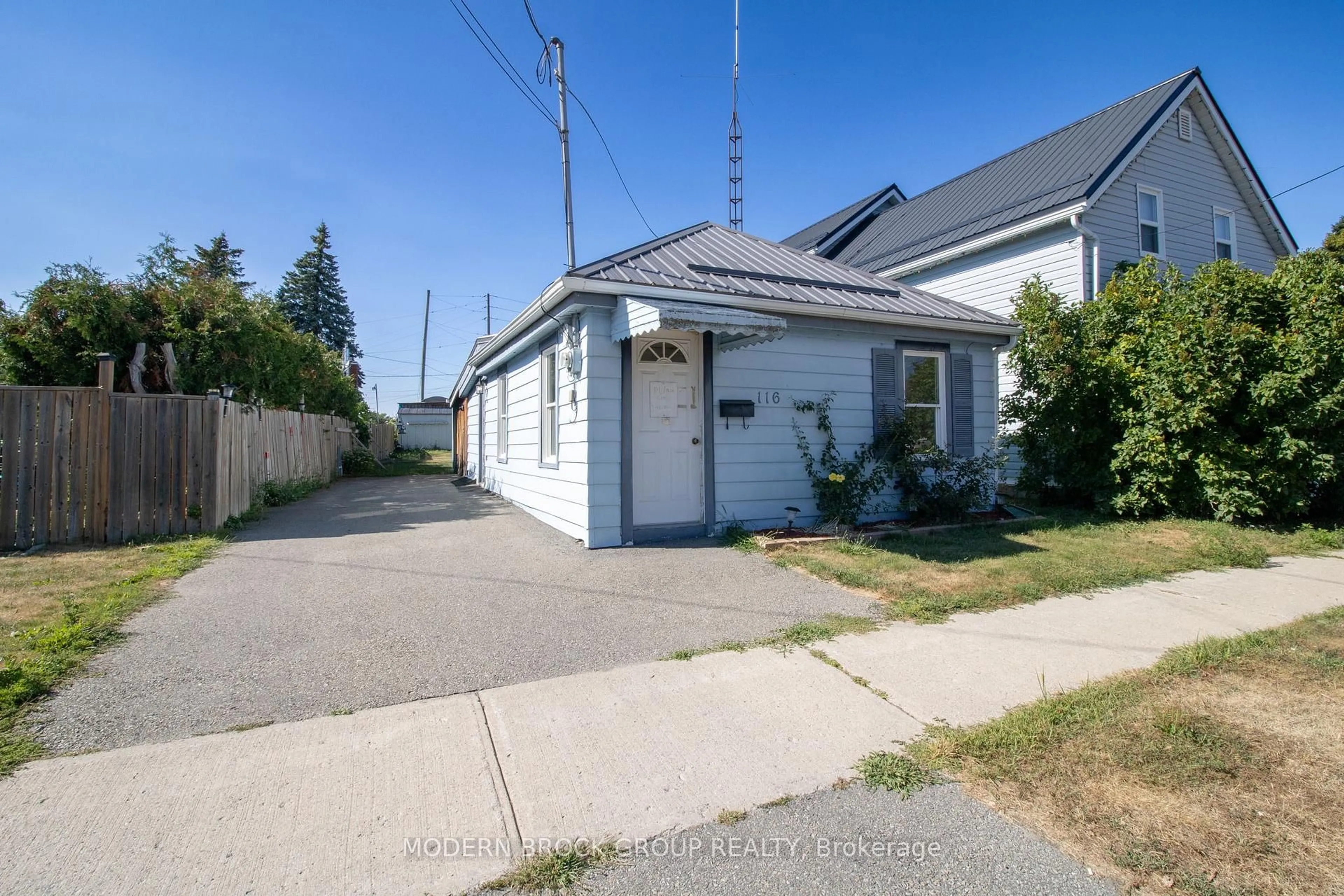 Unknown for 116 Havelock St, Brockville Ontario K6V 4M1