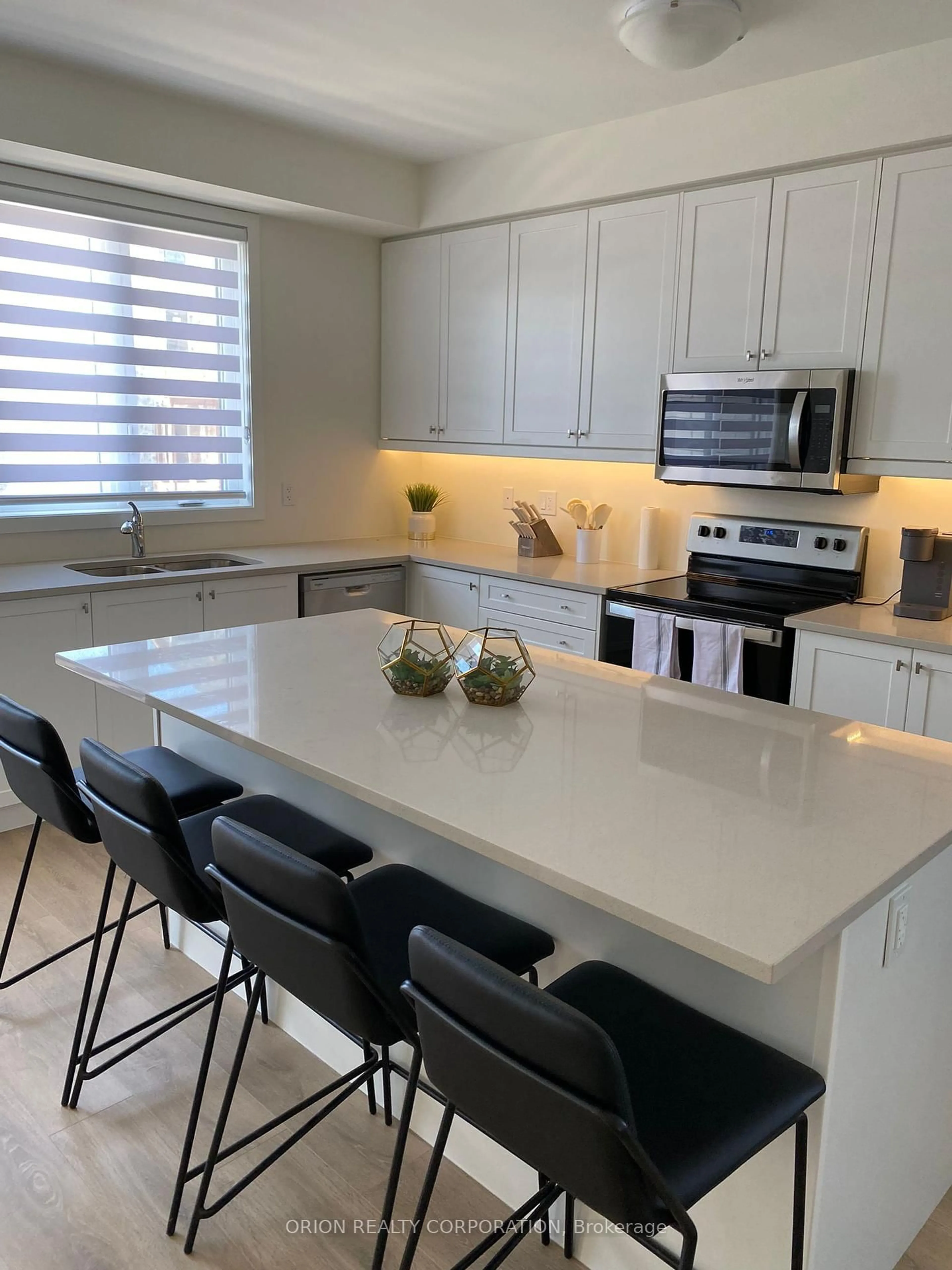 Open concept kitchen, ceramic/tile floor for 160 Densmore Rd #39, Cobourg Ontario K9A 4J9