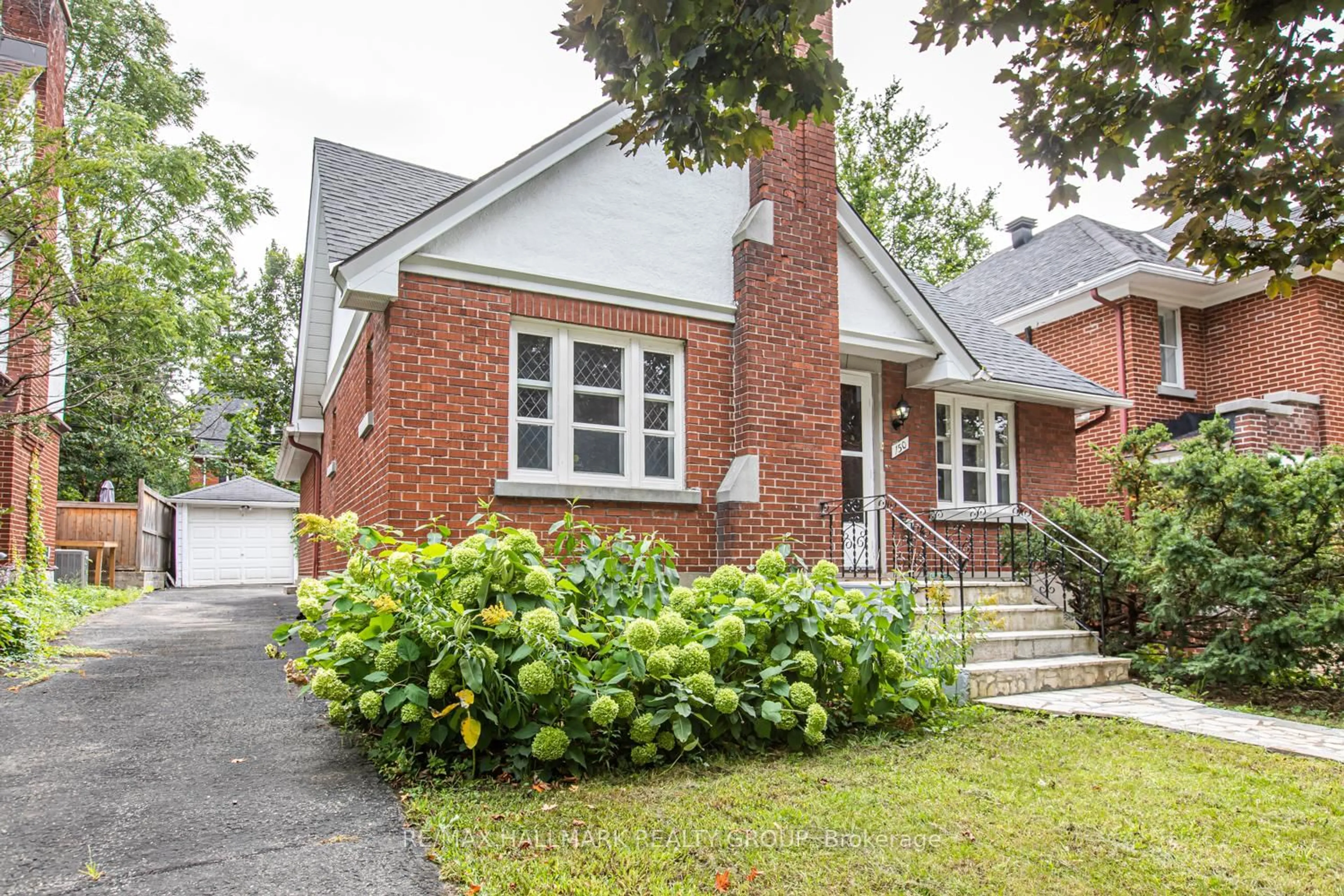 Home with brick exterior material, street for 150 Ruskin St, Ottawa Ontario K1Y 4C1