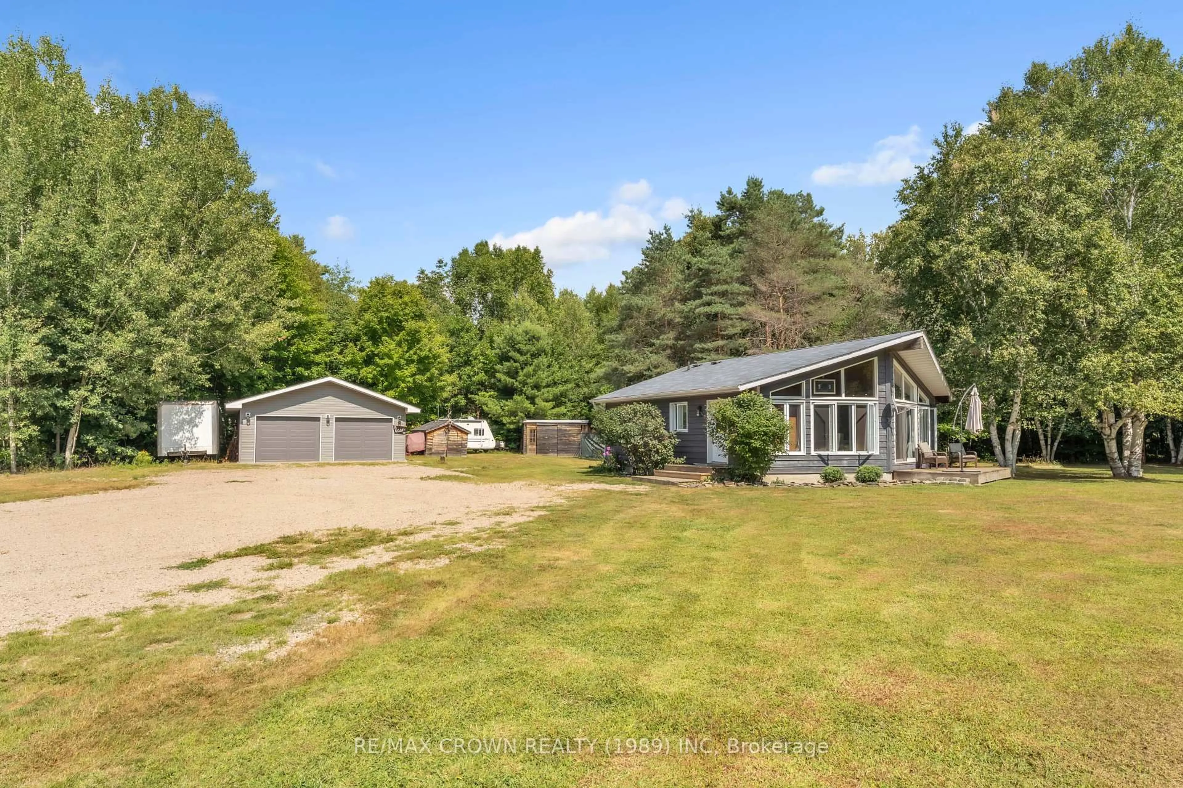 A pic from outside/outdoor area/front of a property/back of a property/a pic from drone, unknown for 498 South River Rd, Nipissing Ontario P0H 1W0
