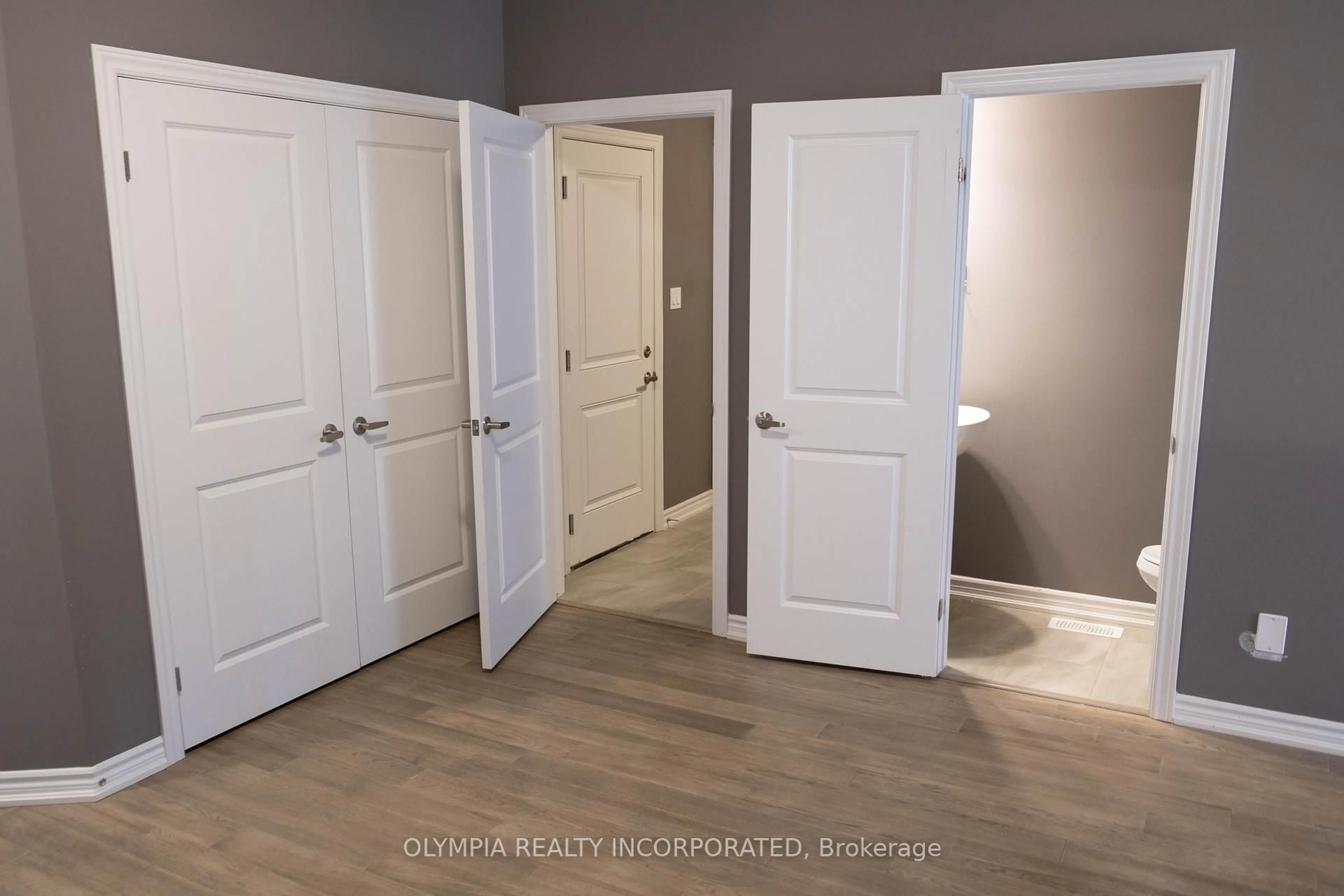 A pic of a room for 99 Louise St, Welland Ontario L3B 0J8