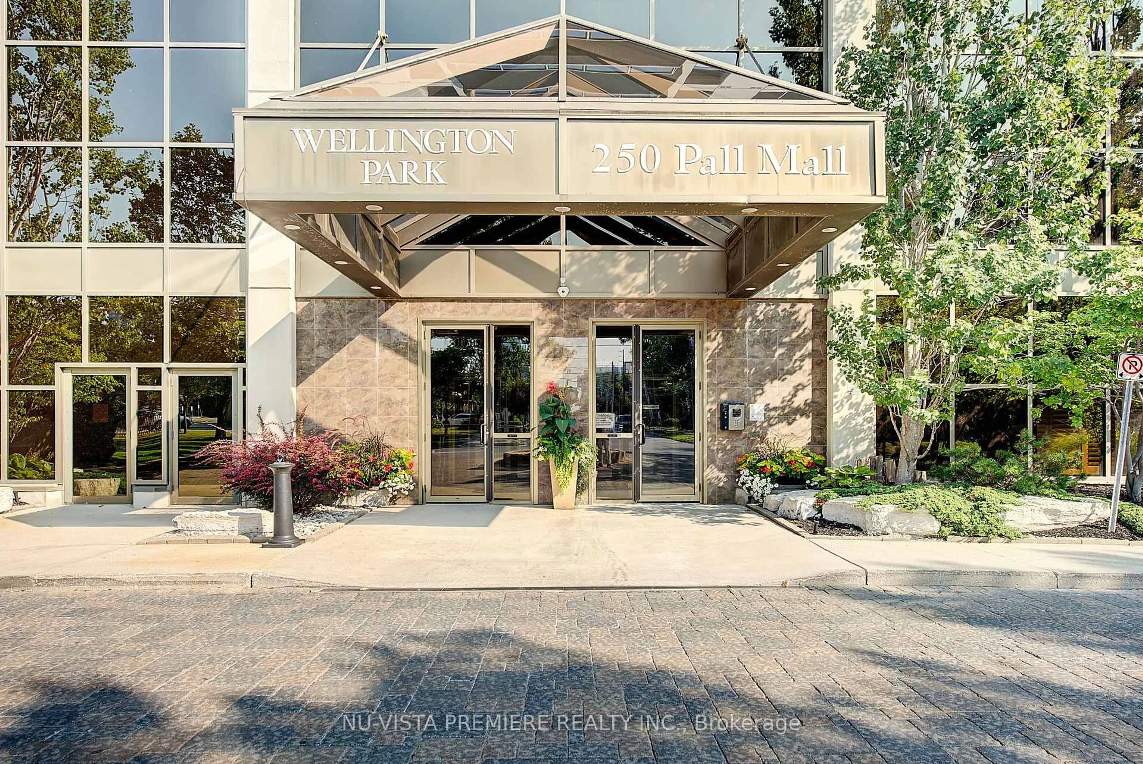 Unknown for 250 Pall Mall St #1203, London East Ontario N6A 6K3